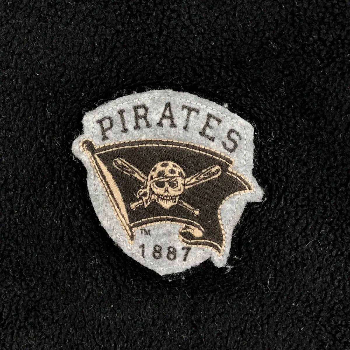 Uniqlo UNIQLO x PITTSBURGH PIRATES MLB Baseball Jacket Sweater Size US XL / EU 56 / 4 - 7 Thumbnail