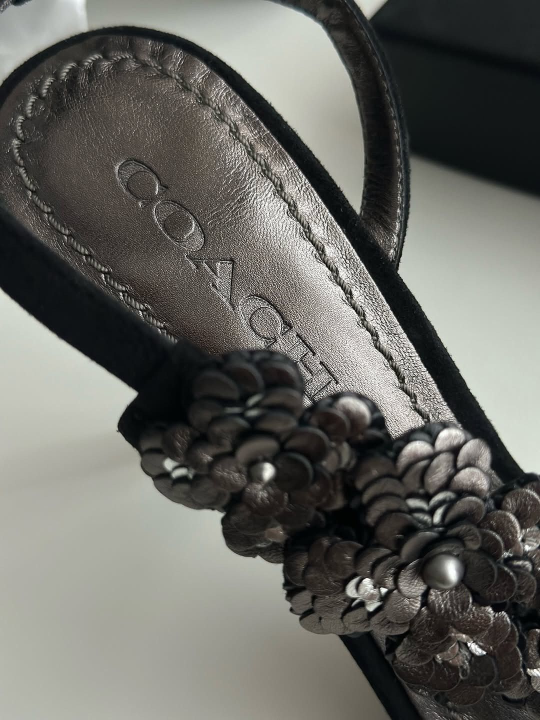 Coach Coach Suede Floral High Heel Sandals Black US 8 Size US 8 / IT 38 - 6 Thumbnail