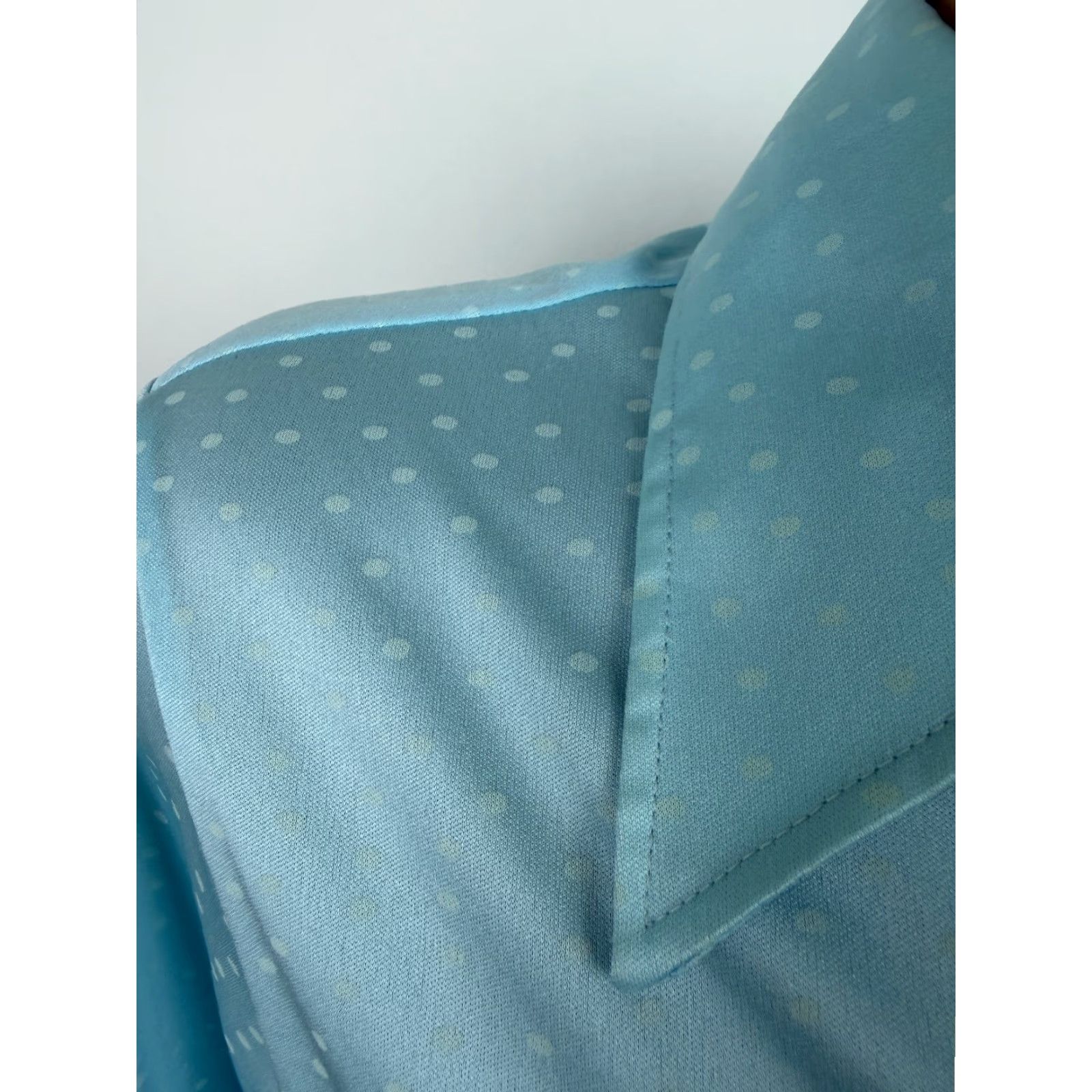 Vintage VINTAGE Joel California Disco Shirt Men M Blue Polka Dot Polyester 70s Stretchy Wrinkle Resistant Size US M / EU 48-50 / 2 - 3 Thumbnail