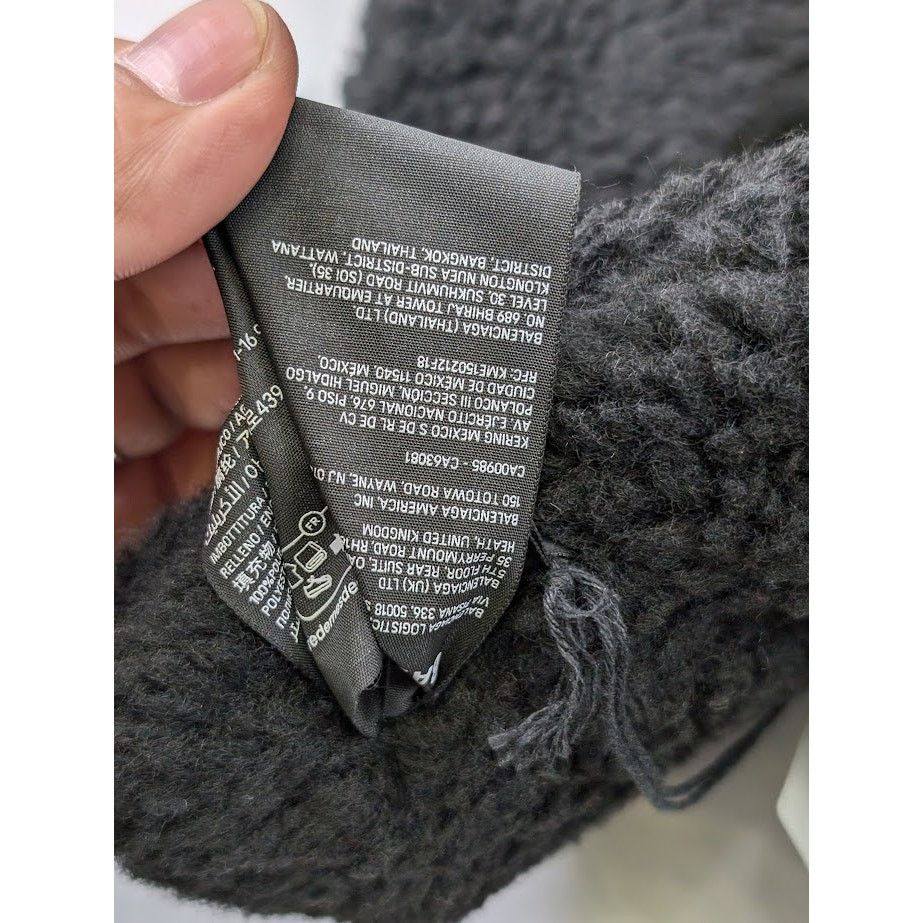 Balenciaga o1rshd1 Q:2 / Size: OS / Metal Soft Jacquard Fleece Scarf Size ONE SIZE - 11 Thumbnail