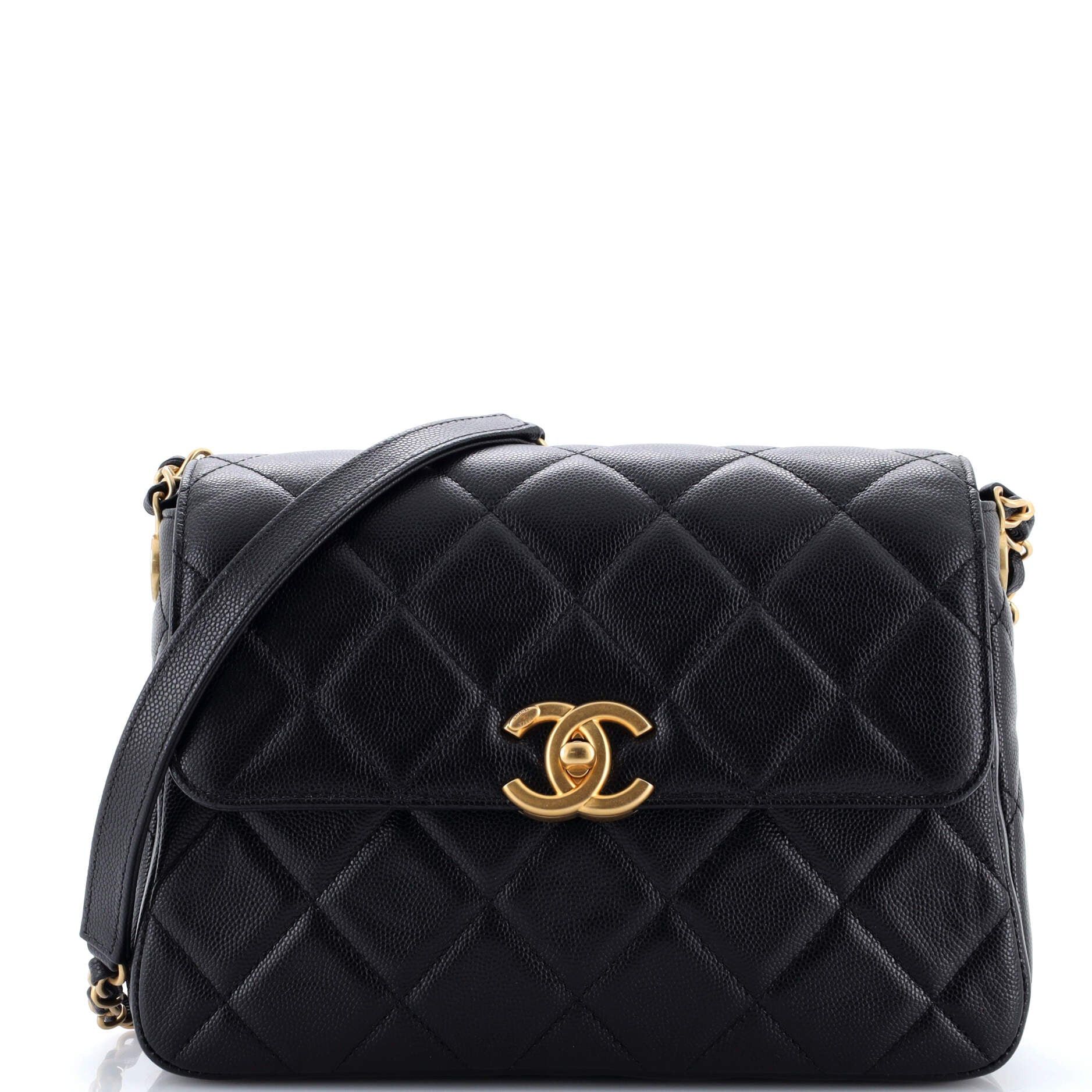 Chanel CC Turnlock Chain Flap Bag Size ONE SIZE - 1 Thumbnail