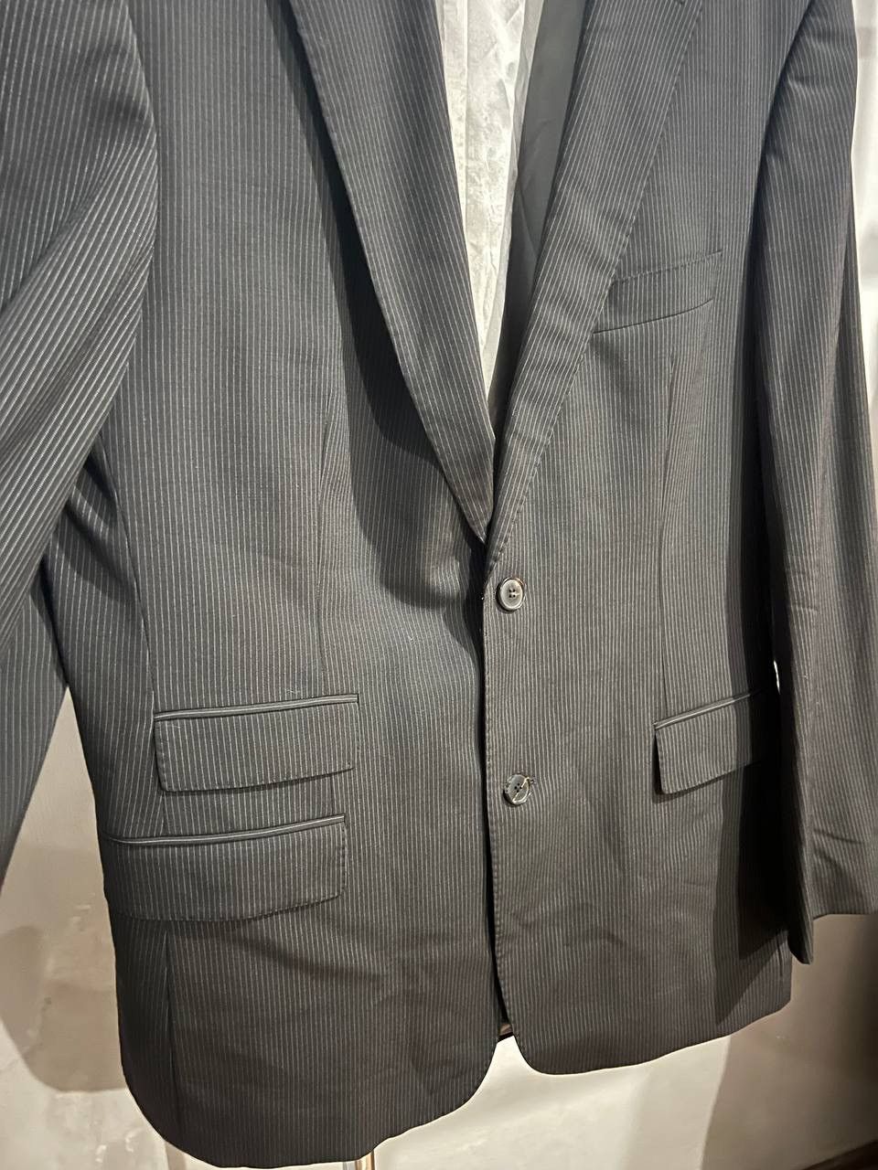 Hugo Boss VINTAGE HUGO BOSS STRIPED BLACK SOLID BRUTAL MENS SUIT SZ 52 Size 52R - 4 Thumbnail