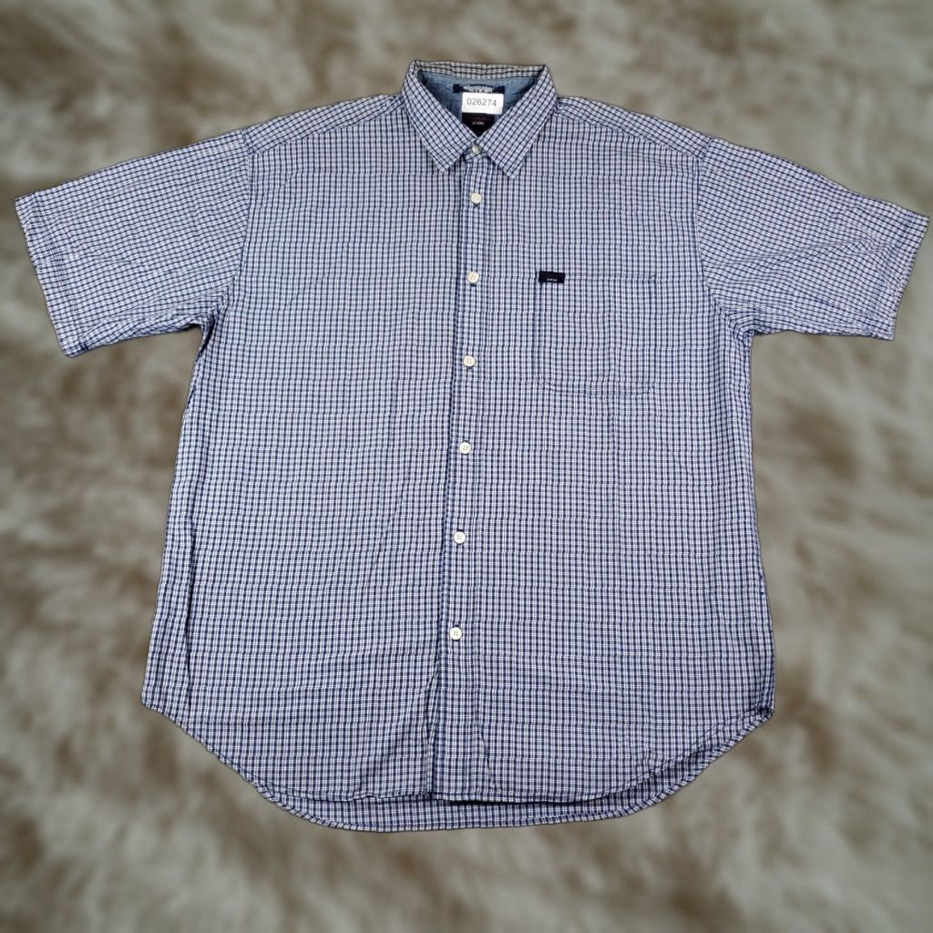 Tommy Hilfiger VINTAGE Tommy Hilfiger Shirt Mens XL Blue Plaid Casual Button-Up Short Sleeve, Regular Fit, Cotton, Button-Front, Classic American Style (Mens) Size US XL / EU 56 / 4 - 1 Thumbnail