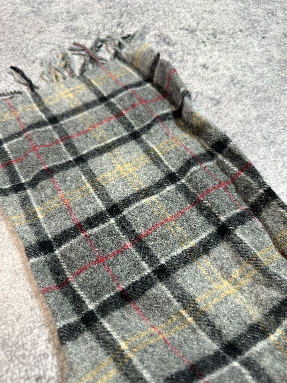 Barbour Vintage Barbour Check Scarf Wool UK Style Streetwear Logo Size ONE SIZE - 4 Thumbnail