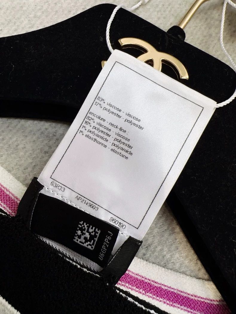 Chanel Chanel 24S spring and summer black bottom pink white edge Size XXS / US 00 / IT 34 - 5 Thumbnail