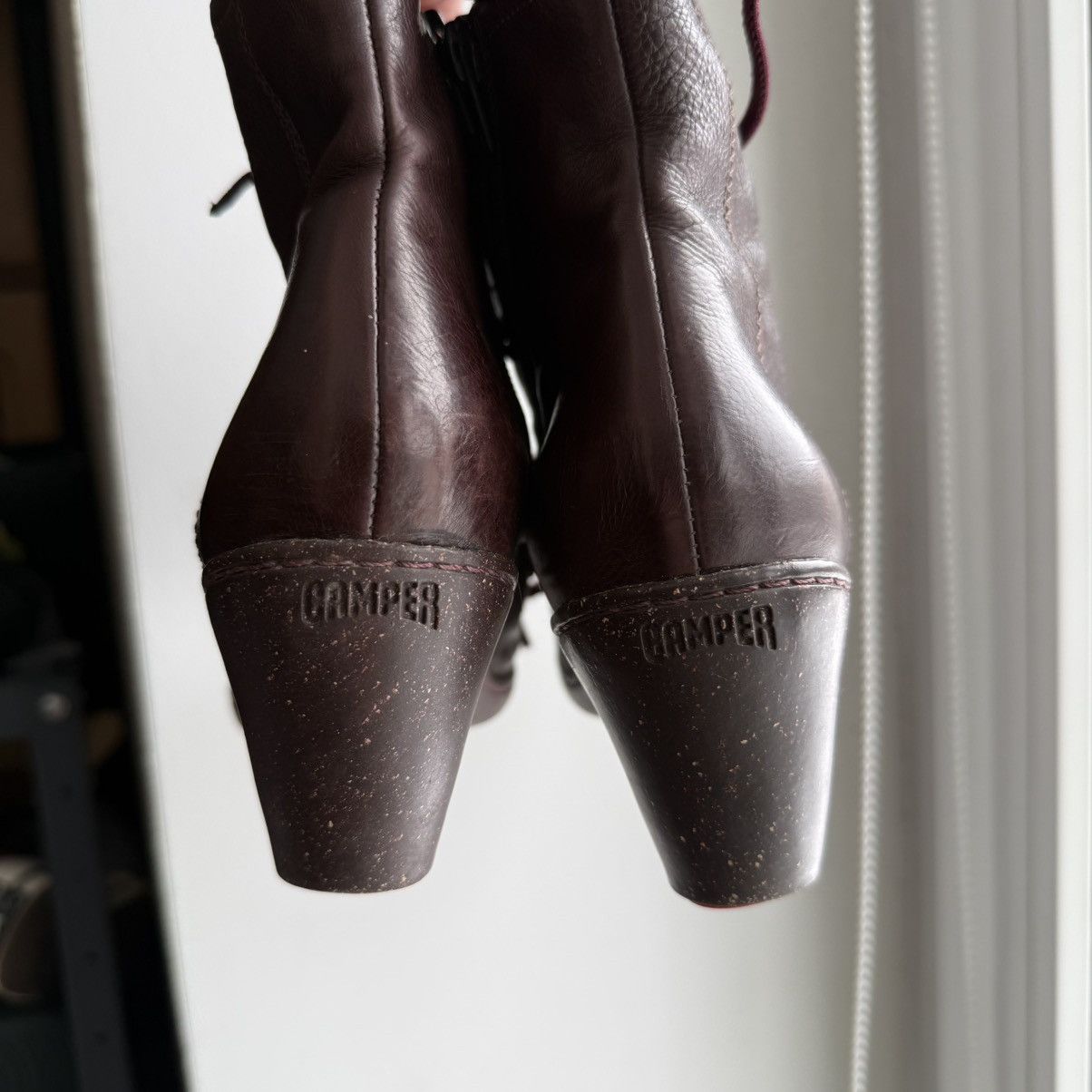 📌 Vintage Camper Leather Rubber Sole Heel Boots