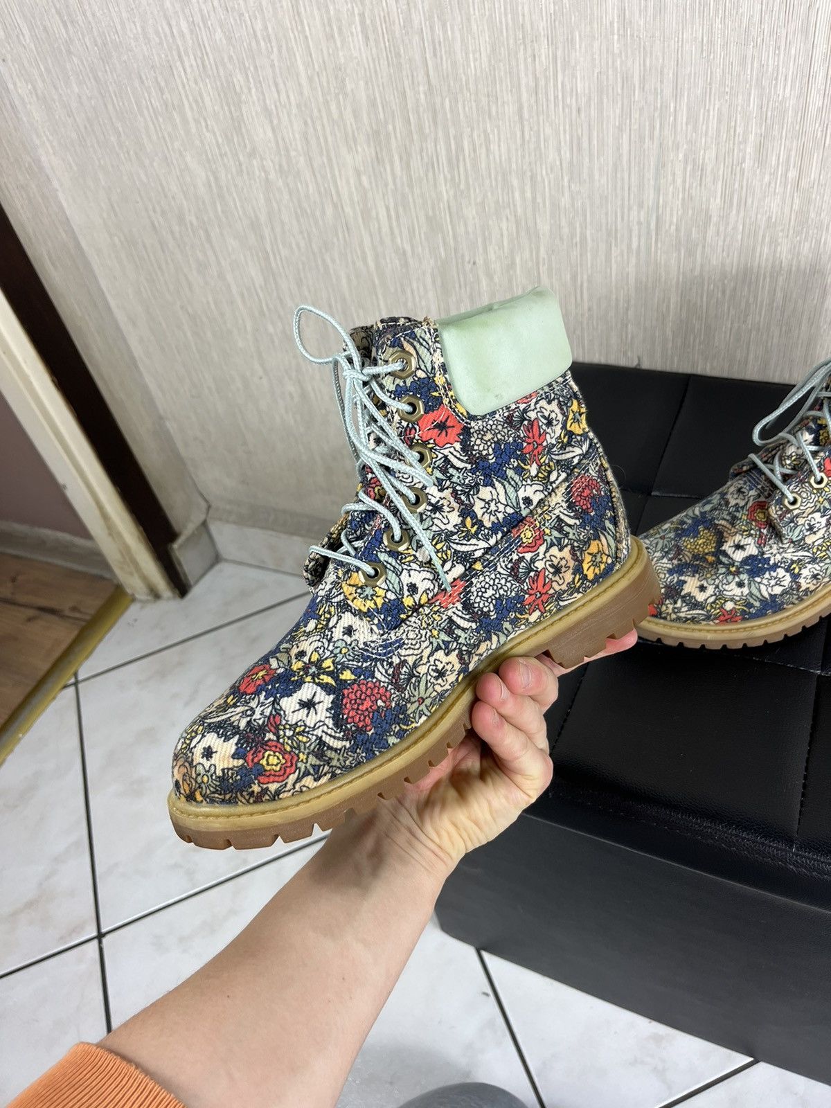 Timberland × Vintage Timberland floral boots shoes full all over print Size US 7.5 / IT 37.5 - 5 Thumbnail