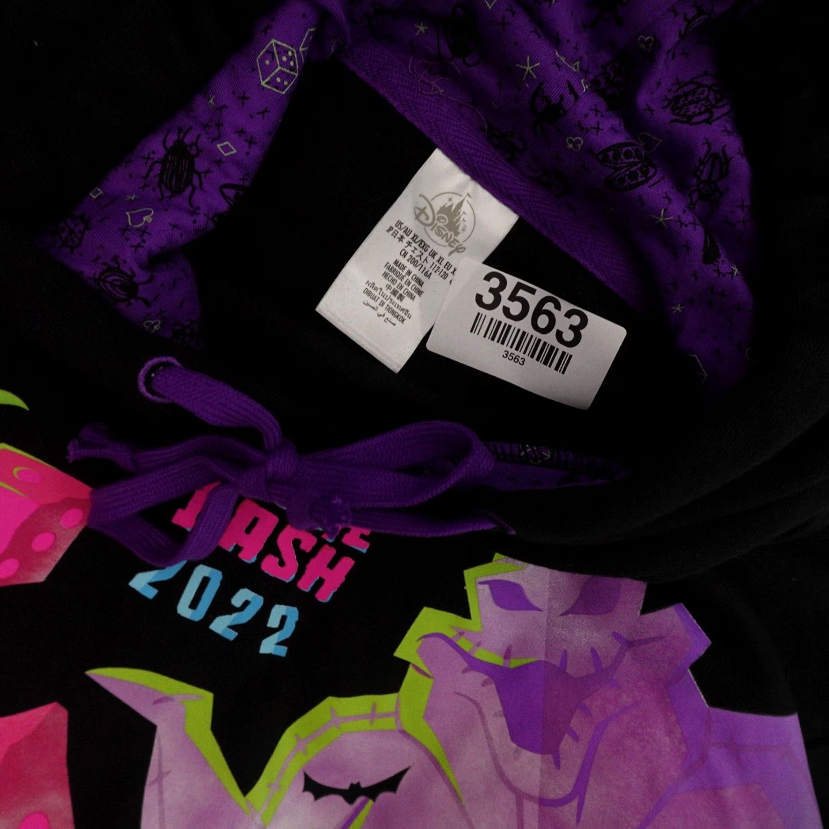 Disney VINTAGE Disney Oogie Boogie Bash 2022 Hoodie XL Men Black Pullover 24X31 MEASUREMENTS ARE PROVIDED IN PICTURES Mens XL Black Disney Hoodie Size US XL / EU 56 / 4 - 4 Thumbnail