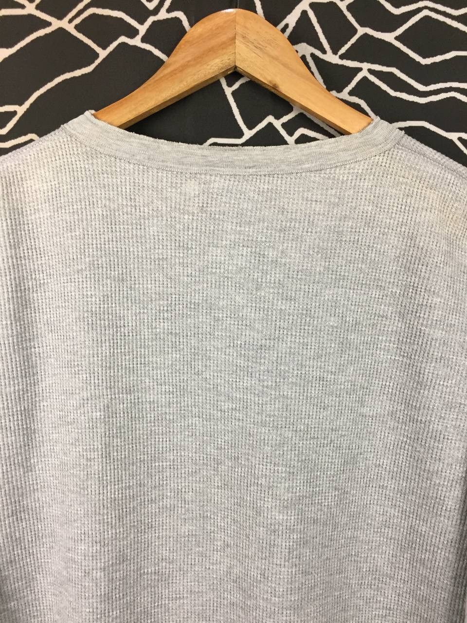 Uniqlo Uniqlo Authentic Original Wash Waffle Knit Henley Tee Size US XL / EU 56 / 4 - 8 Thumbnail
