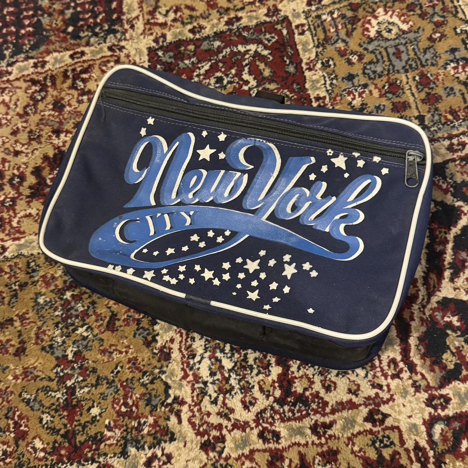 Nike Vintage reworked Nike wash bag made from old Nike gym bag Size ONE SIZE - 1 Thumbnail