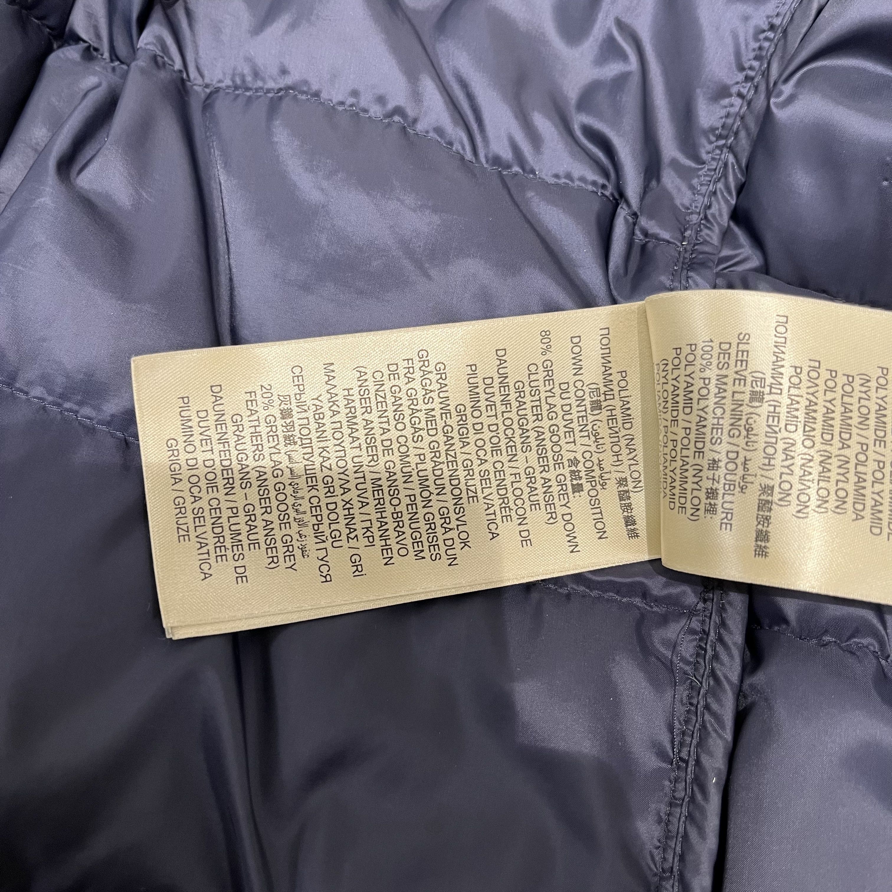 Burberry Burberry Lightweight Navy Puffer Jacket Size US L / EU 52-54 / 3 - 8 Thumbnail