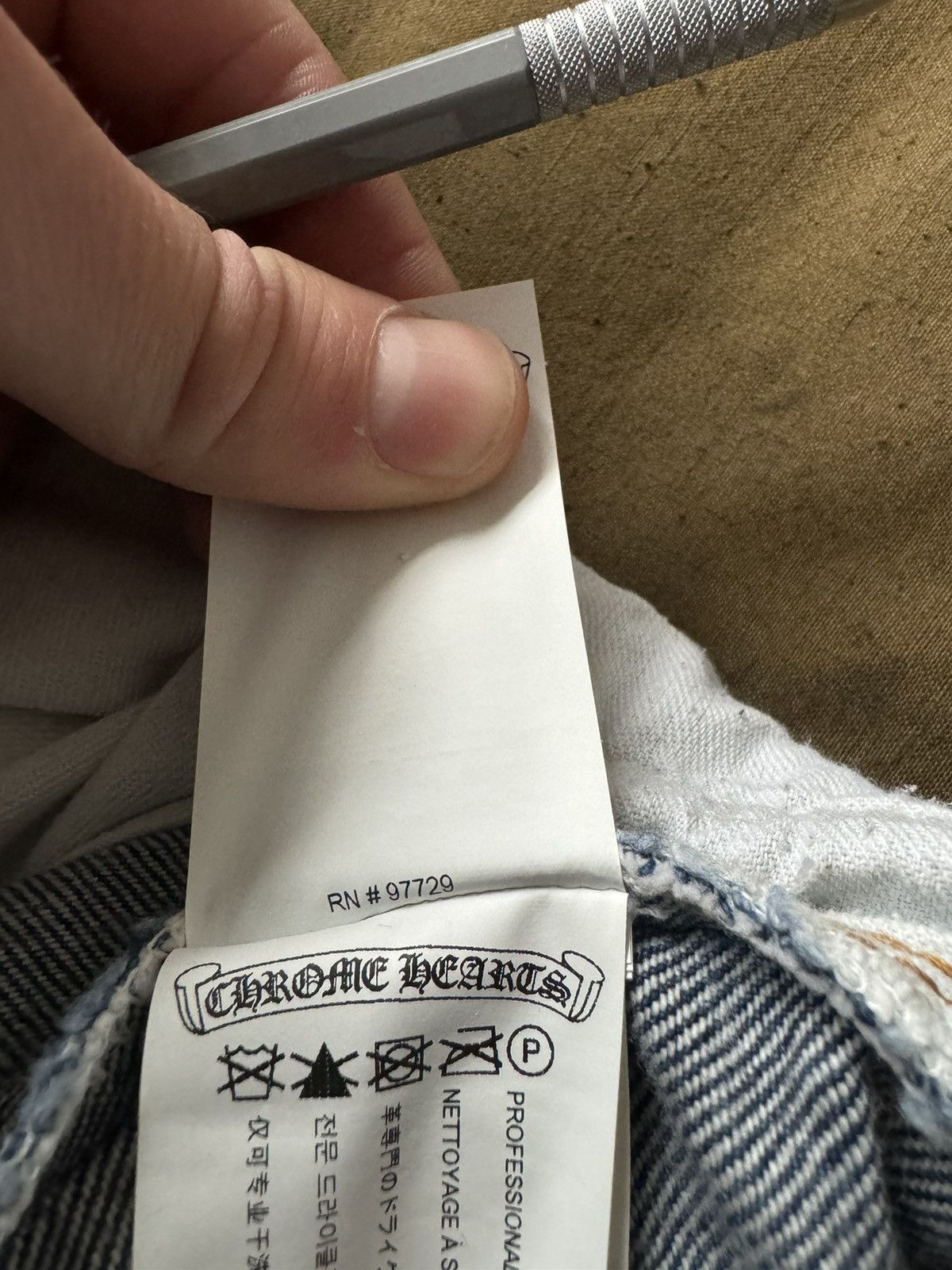 Chrome Hearts × Levi's Chrome Hearts Levi’s Cross Patch Denim Pants Size US 29 - 12 Thumbnail