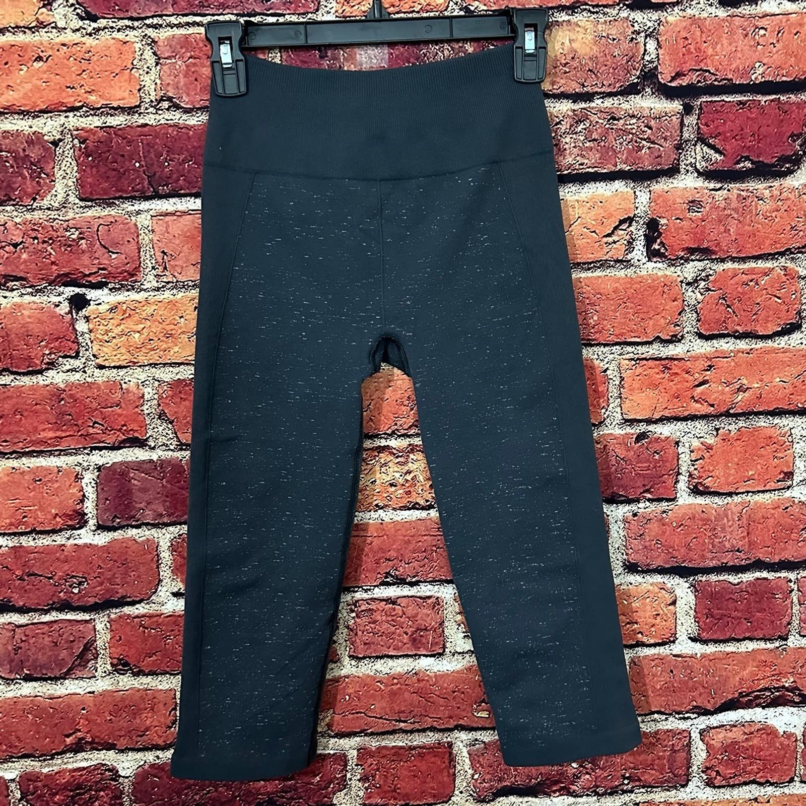 Lululemon Lululemon seamless leggings size 4 Size 27" / US 4 / IT 40 - 1 Thumbnail