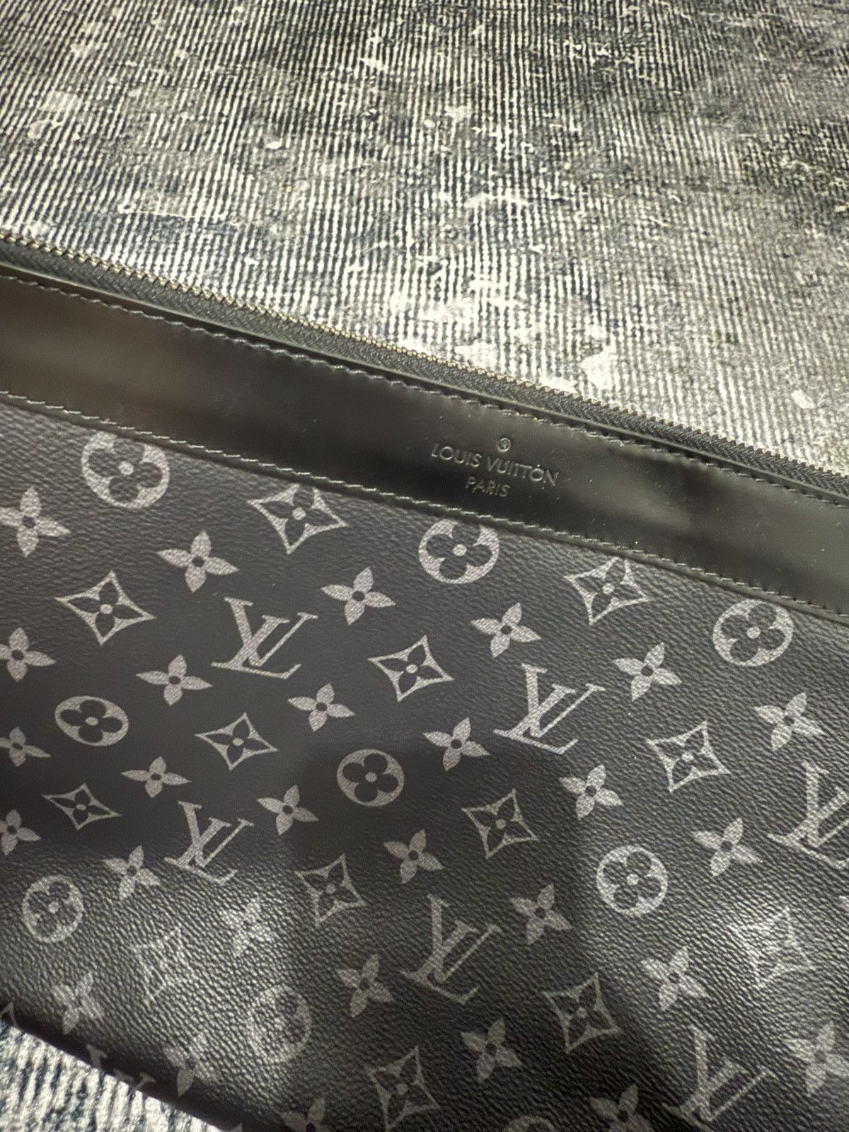 Louis Vuitton LOUIS VUITTON POCHETTE VOYAGE Size ONE SIZE - 3 Thumbnail
