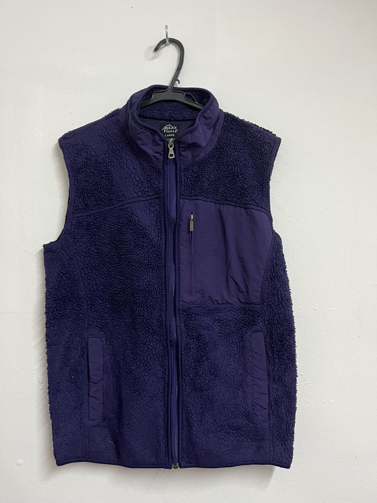 Mountain Hardwear Outdoor Wear DEEP PILE BULKY FLEECE technical Vests Size US L / EU 52-54 / 3 - 2 Thumbnail