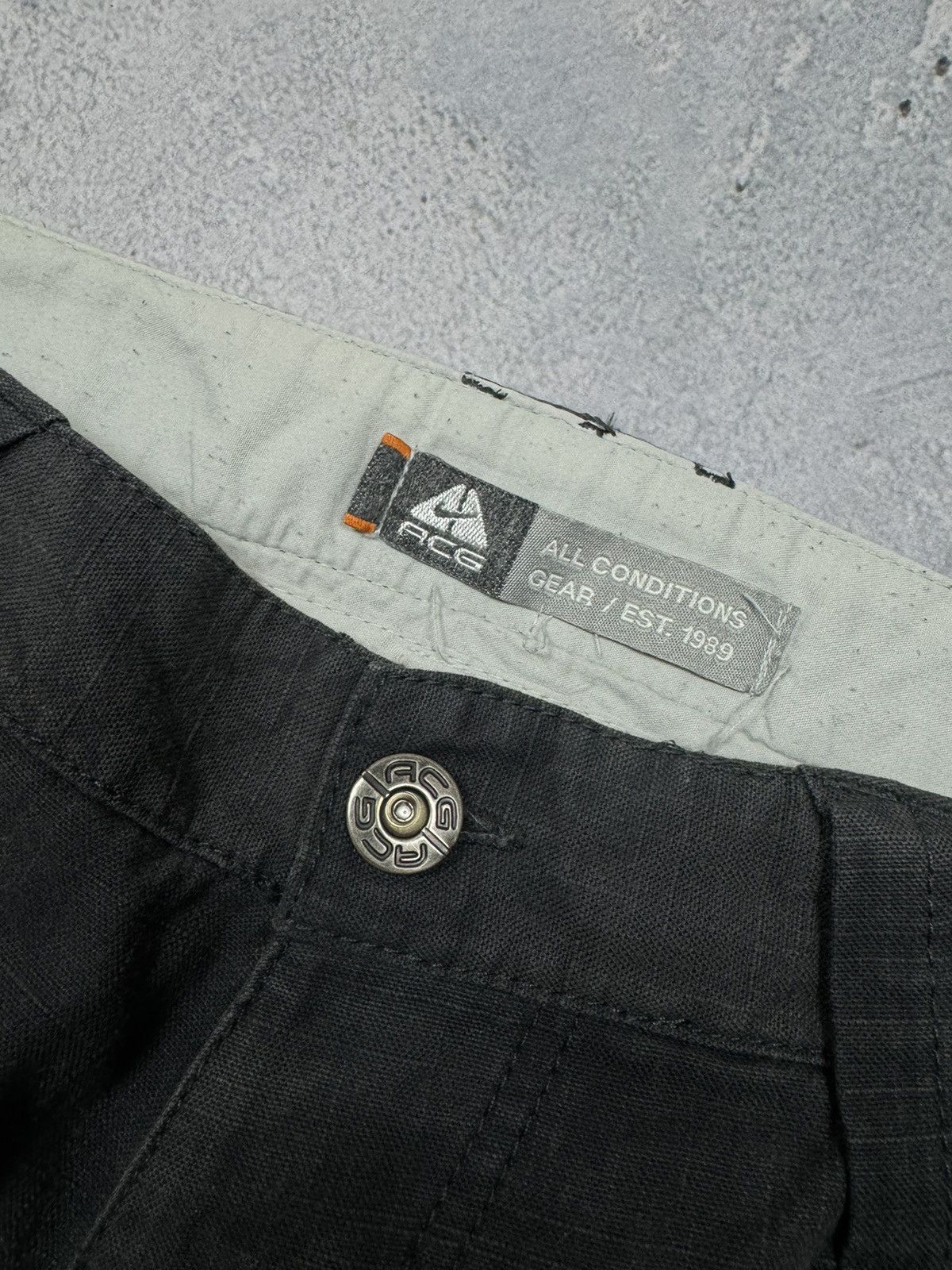 Nike Nike ACG cargo camo pants multi pocket gorpcore vintage Size US 32 / EU 48 - 4 Thumbnail