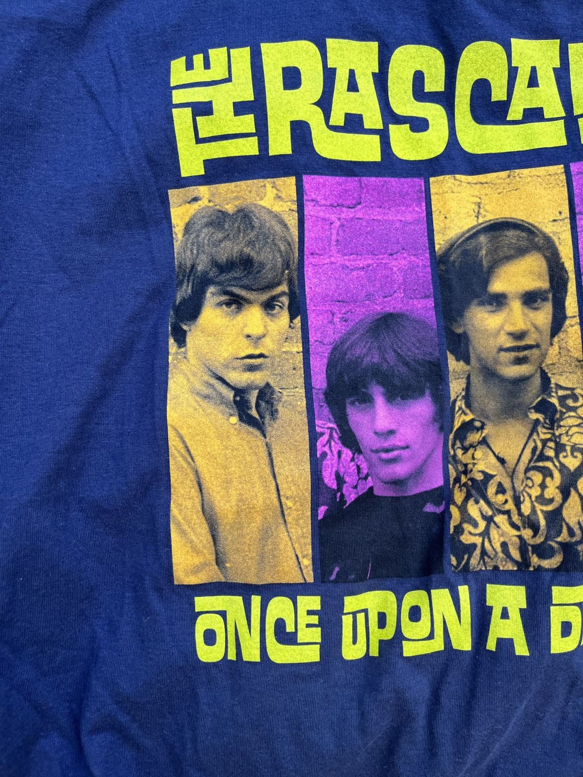 Vintage The Rascals Once Upon a Dream Shirt Size US XL / EU 56 / 4 - 5 Thumbnail