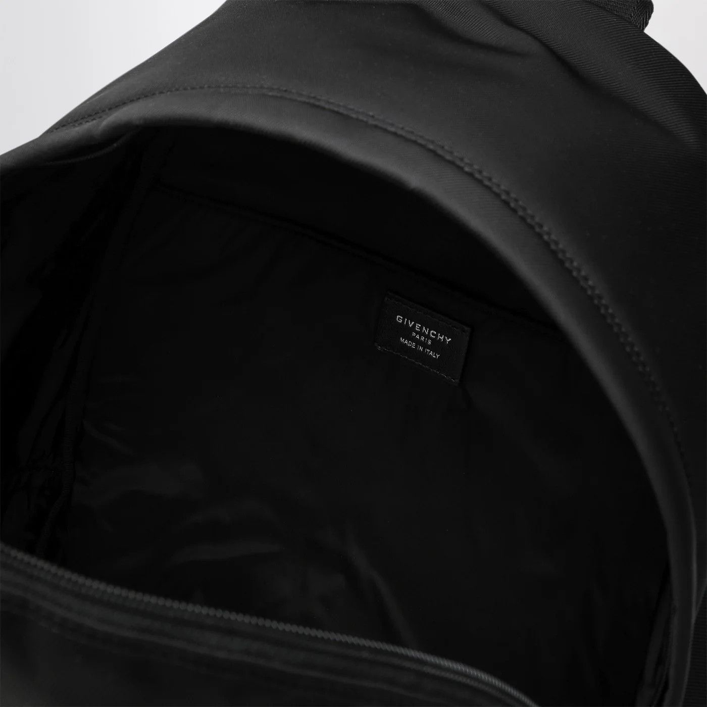 Givenchy o1d2blof0426 Size: OS / Backpacks in Black Size ONE SIZE - 5 Thumbnail