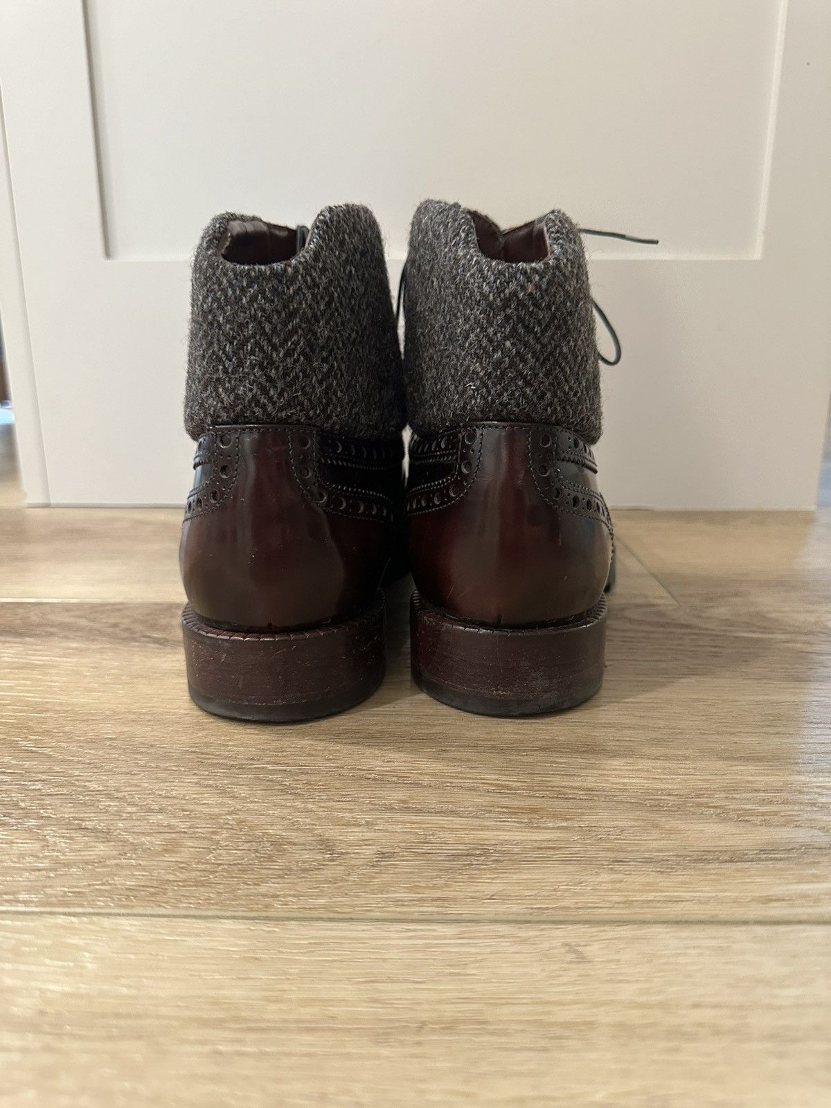 Louis Vuitton Wingtip Wool and Leather Brougue Boot. Size US 8.5 / EU 41-42 - 4 Thumbnail