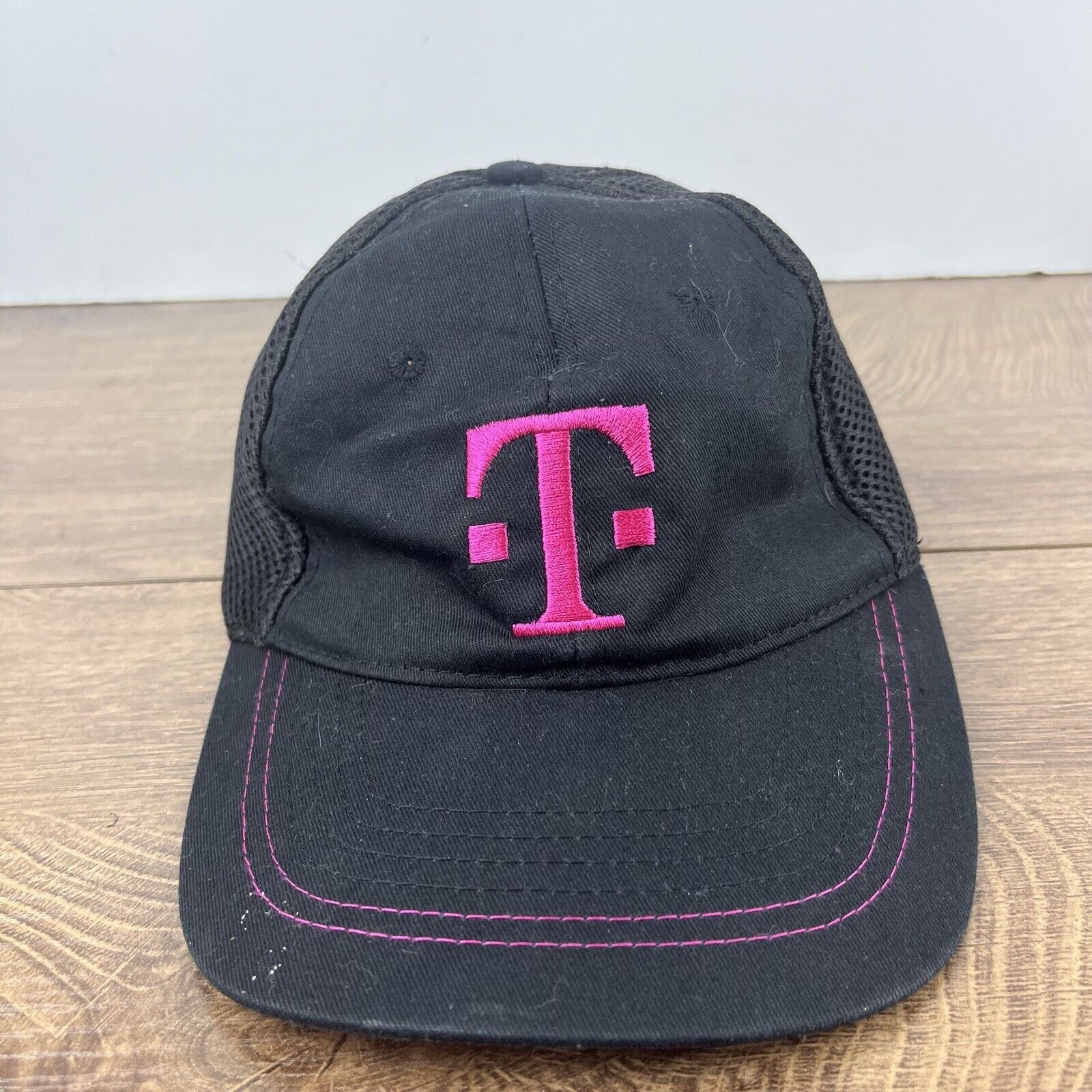 Other T Mobile Black Hat T Mobile Baseball Adjustable Hat Black Ha Size ONE SIZE - 5 Thumbnail