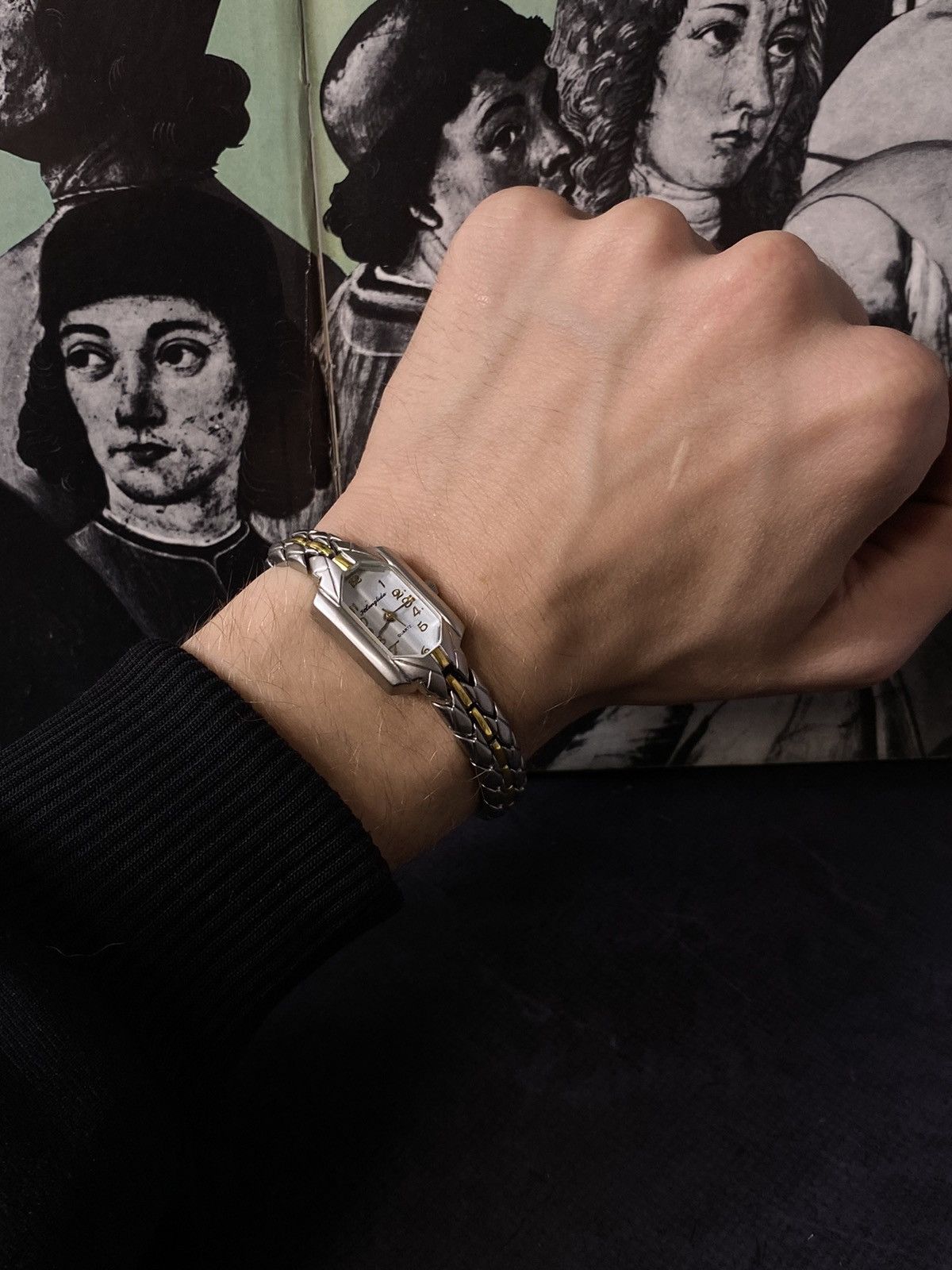 Jewelry Romgodn Elegant Women's Watch Unique Design Size ONE SIZE - 6 Thumbnail