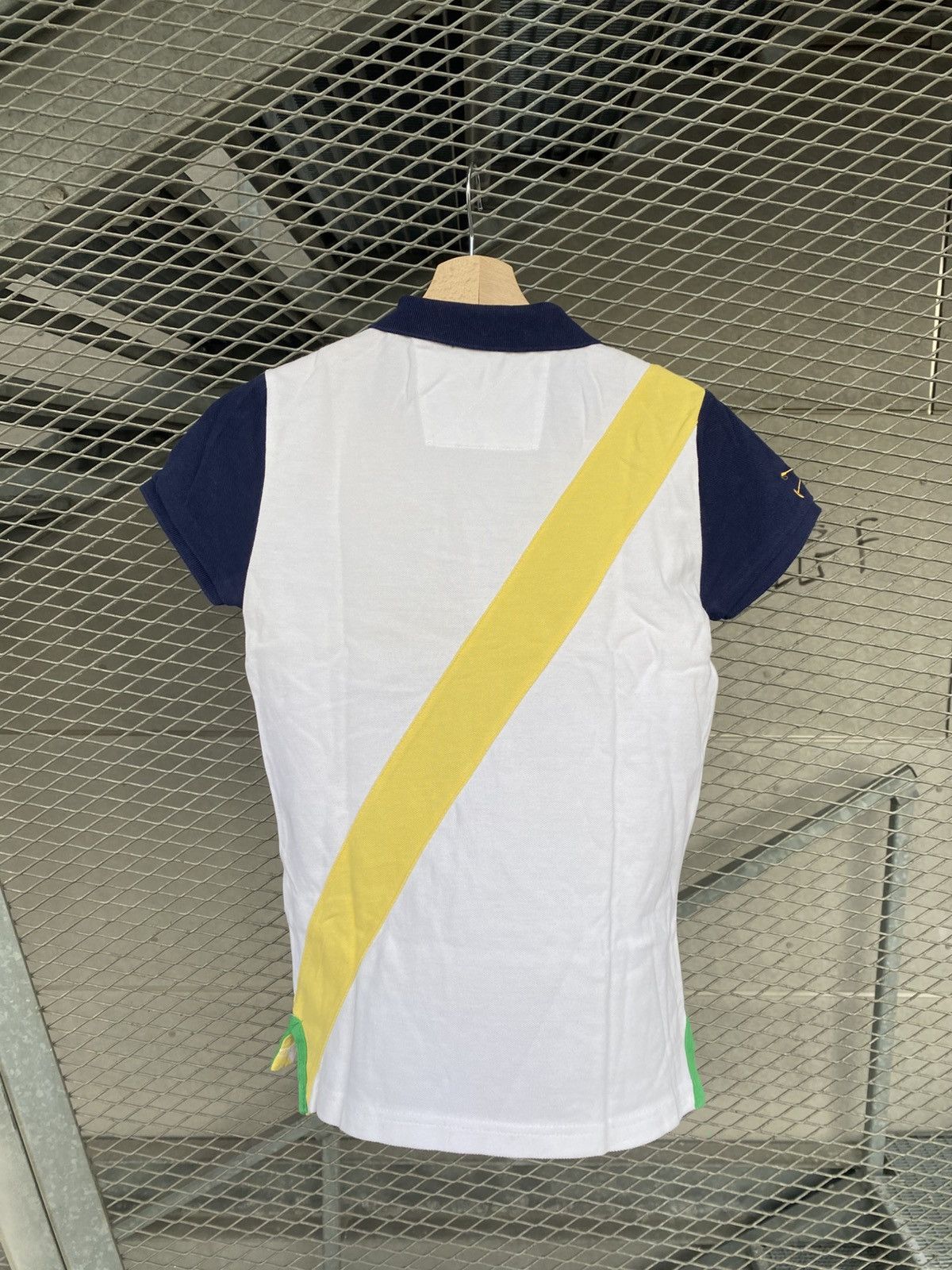 Ralph Lauren Ralph Lauren Polo Y2K Embroidered Logo Polo T-Shirt Size M / US 6-8 / IT 42-44 - 8 Thumbnail