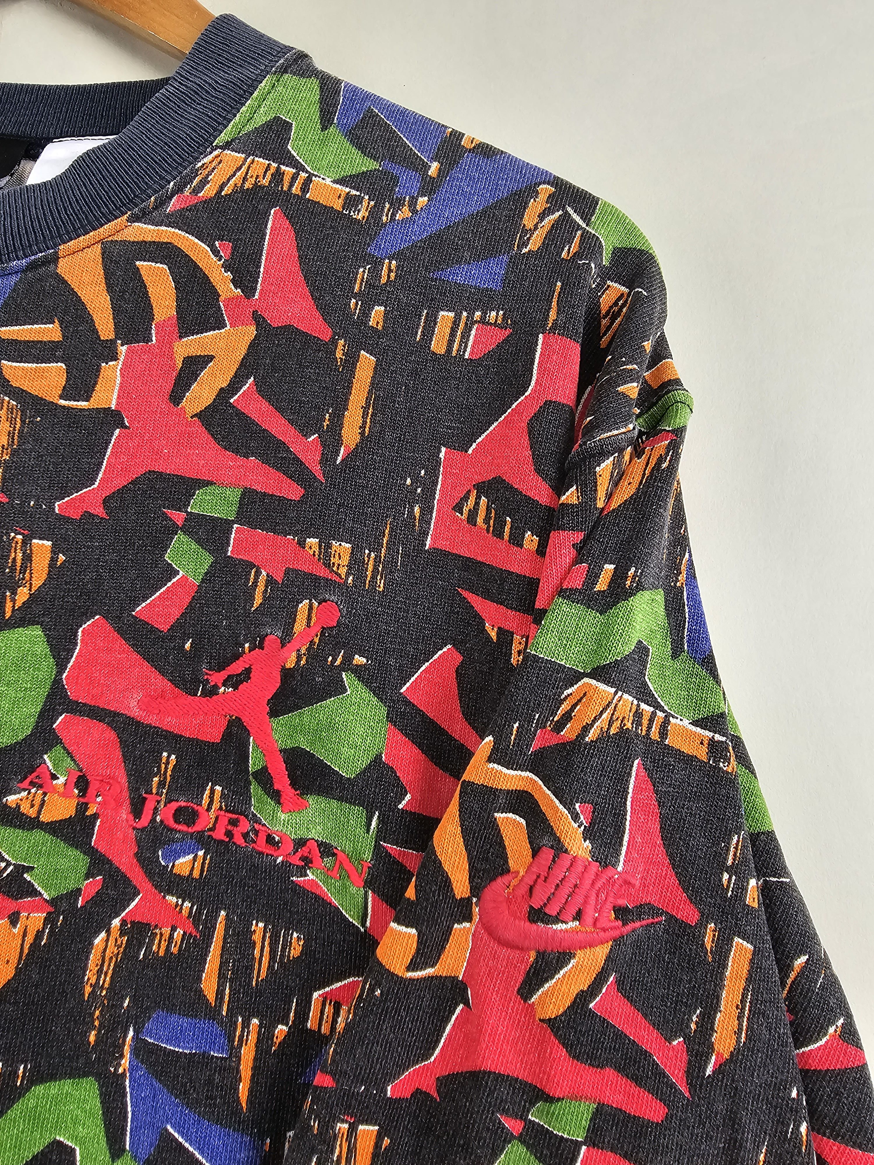 Jordan Brand × Nike × Vintage 90s Nike Air Jordan VII All Over print Size US L / EU 52-54 / 3 - 3 Thumbnail