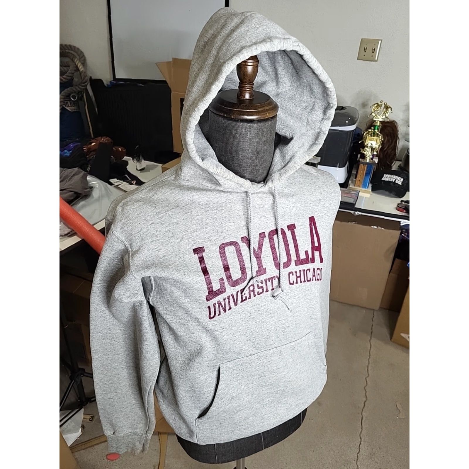 Champion VINTAGE Champion Loyola University Hoodie Sweatshirt Grey Sz Sm Ships Fast Size US S / EU 44-46 / 1 - 2 Thumbnail