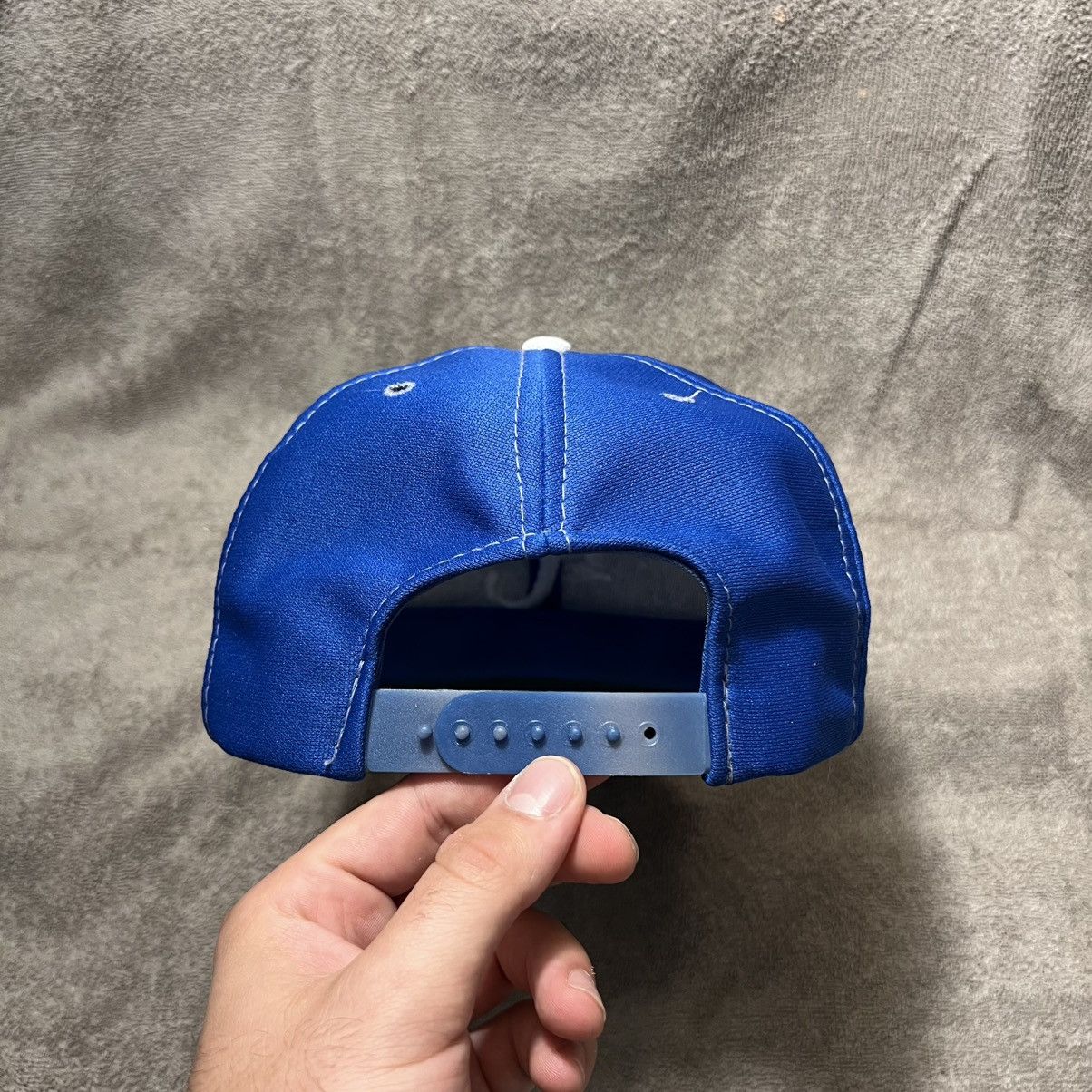 MLB × Vintage Vintage 80s Kansas City Royals SnapBack Hat Plain Logo MLB Size ONE SIZE - 8 Thumbnail