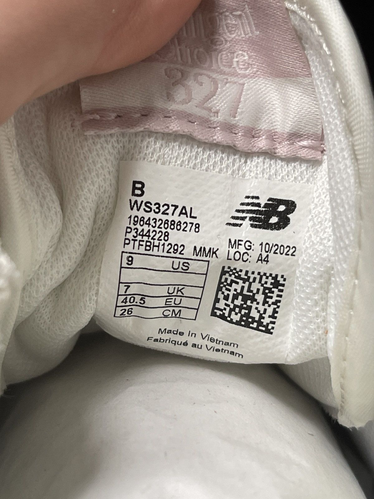 New Balance Sneakers New Balance 327 Moonbeam Stone Pink (Women's) Size US 9 / IT 39 - 7 Thumbnail