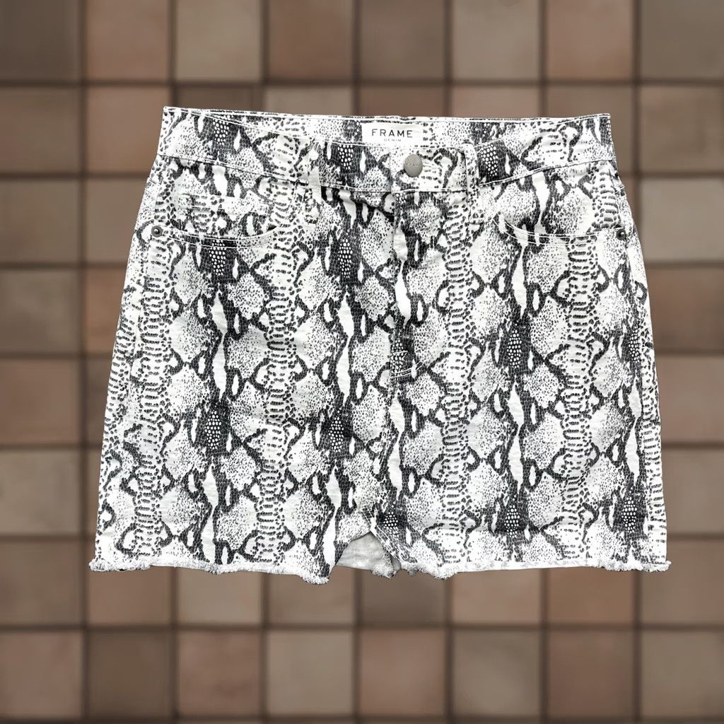 Frame FRAME Skirt Snakeskin Print Black & White Size 27 Cotton Denim Casual Party Womens Small Short Multicolor Spring Summer Fall - Size 27" / US 4 / IT 40 - 1 Thumbnail