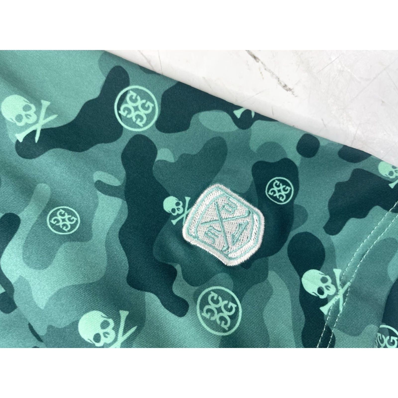 G/FORE G/FORE Polo Shirt Men M Short Sleeve Camouflage Skulls & Tees Performance Fabric Green Outdoor Golf Shirt Size US M / EU 48-50 / 2 - 4 Thumbnail