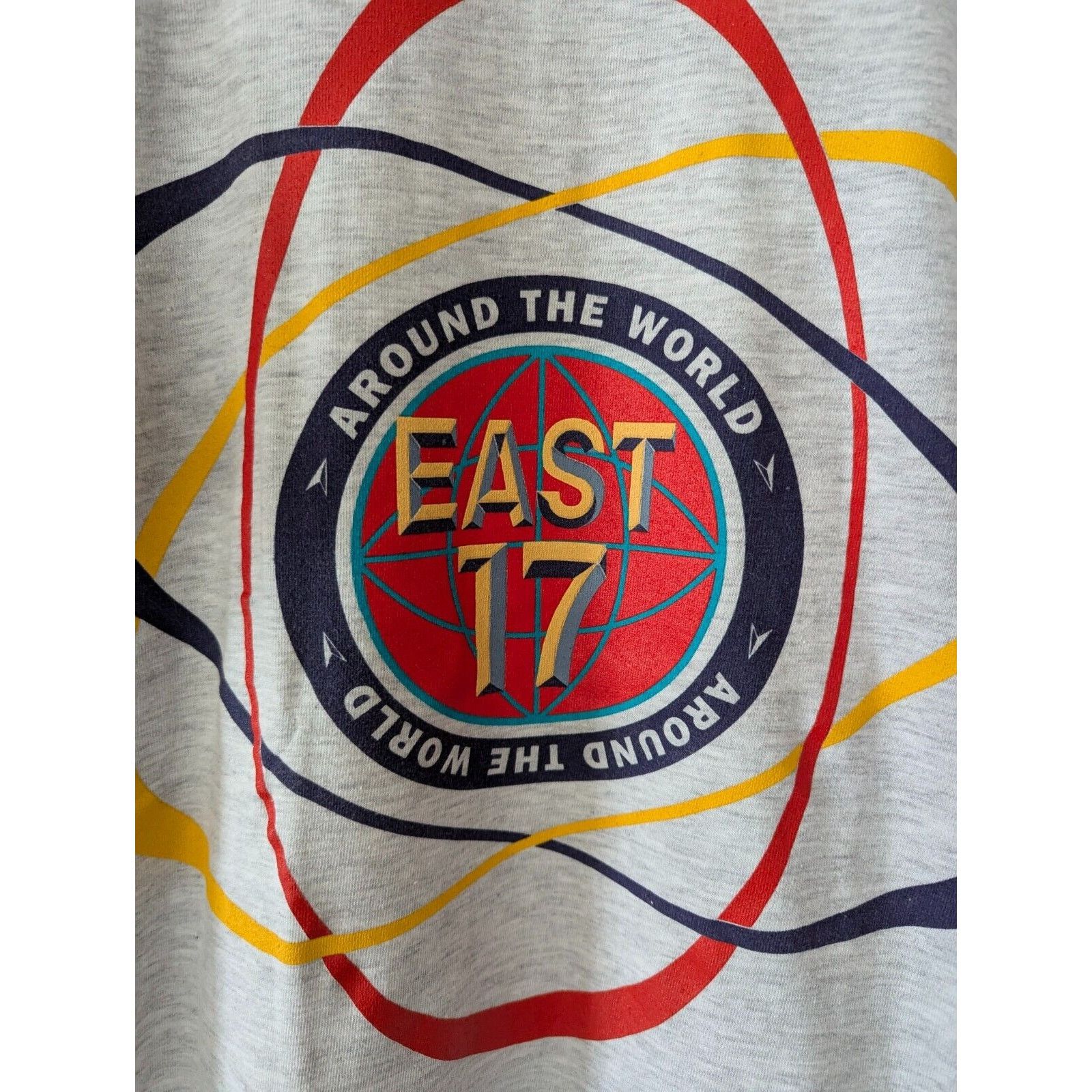 Vintage VINTAGE EAST 17 WALTHAMSTOW TOUR T-SHIRT - 1994 Size US XL / EU 56 / 4 - 2 Thumbnail