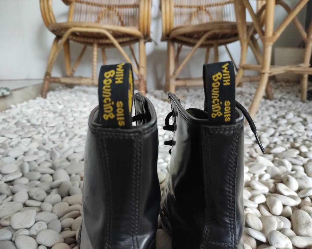 Dr. Martens Dr. Martens 1460 Black Smooth Size US 5 / IT 35 - 7 Thumbnail