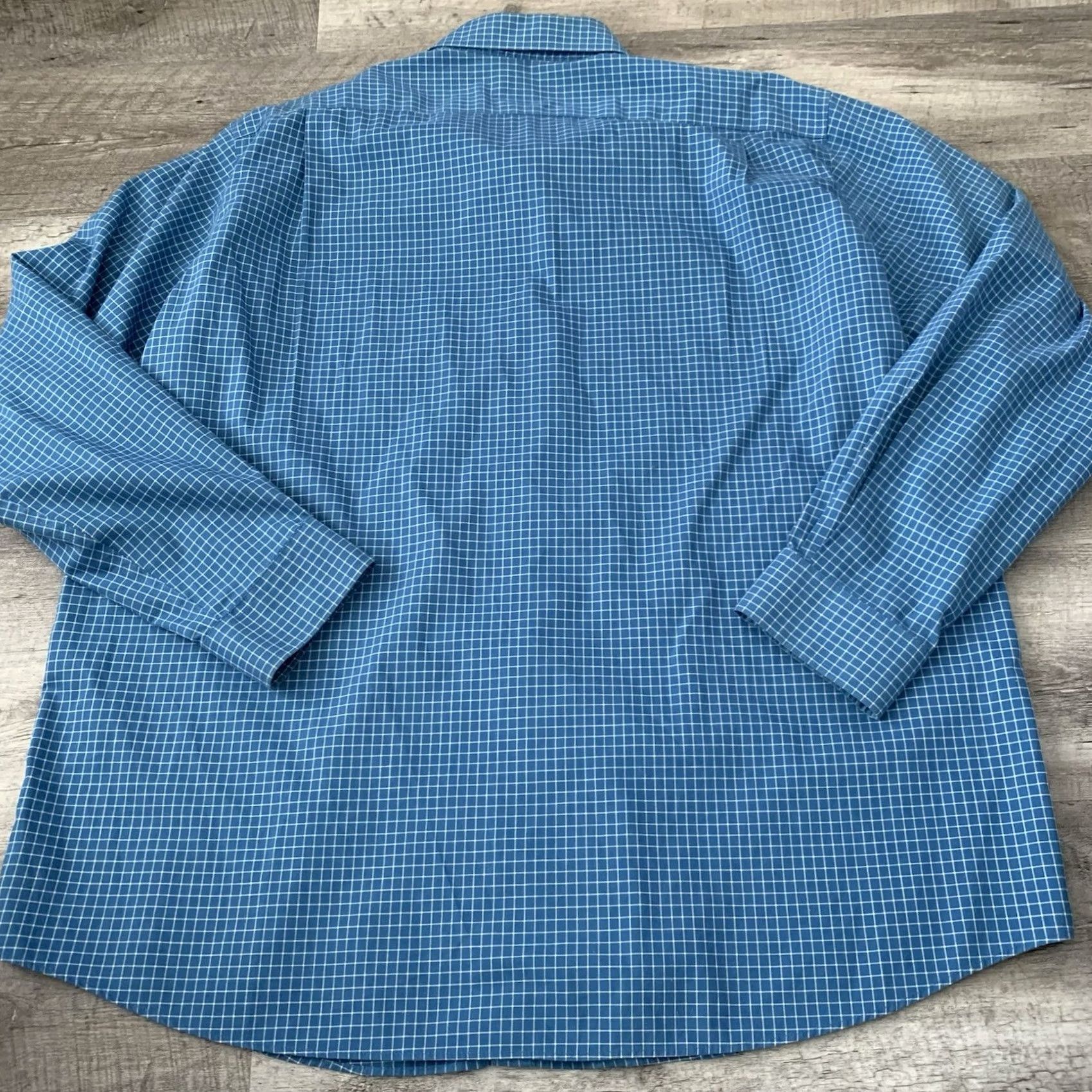 Vintage L.L. Bean Mens XL Blue Check Button-Up Shirt Wrinkle Free Traditional Fit Casual Size US XL / EU 56 / 4 - 5 Thumbnail