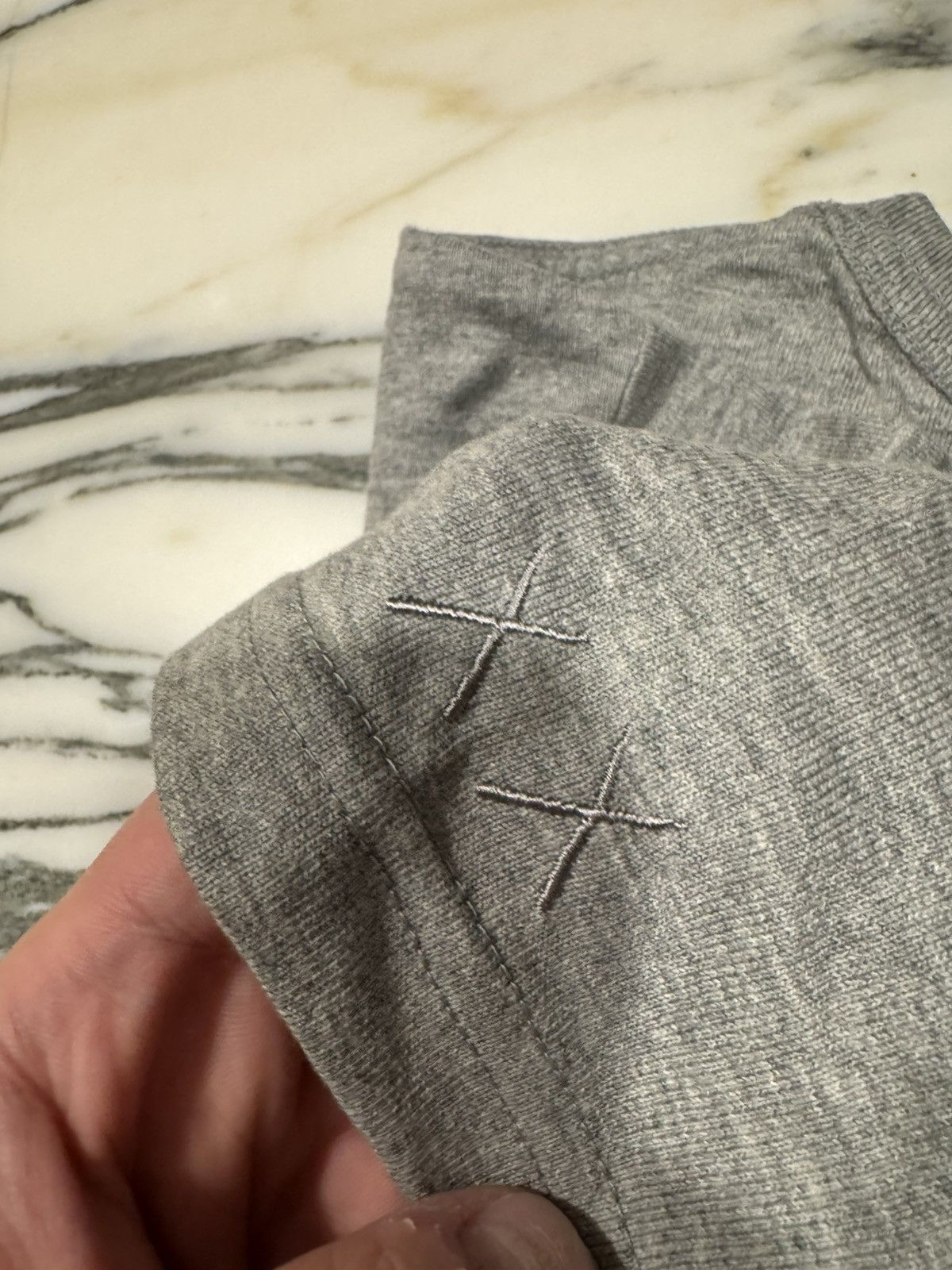 Original Fake Original Fake Kaws Tees Size US L / EU 52-54 / 3 - 4 Thumbnail