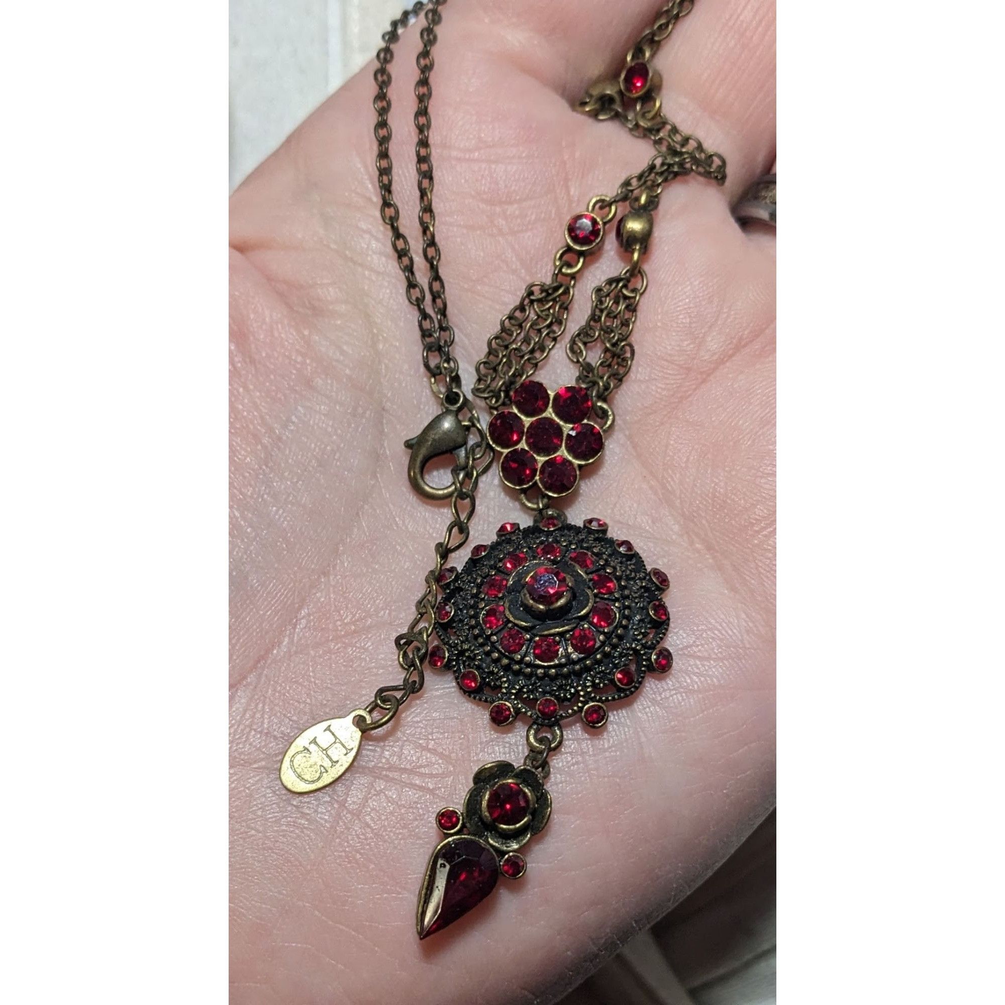Other Vintage Crazy Horse Gothic Vampire Gemmed Necklace Size ONE SIZE - 8 Thumbnail
