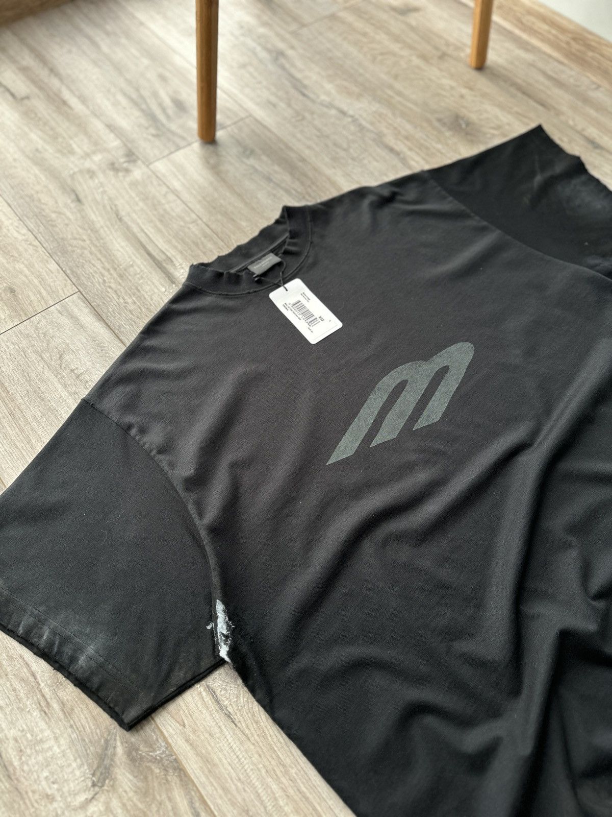 Balenciaga NEW‼️ 3B “2024 collection “ New T shirt Oversized fit Size US L / EU 52-54 / 3 - 8 Thumbnail