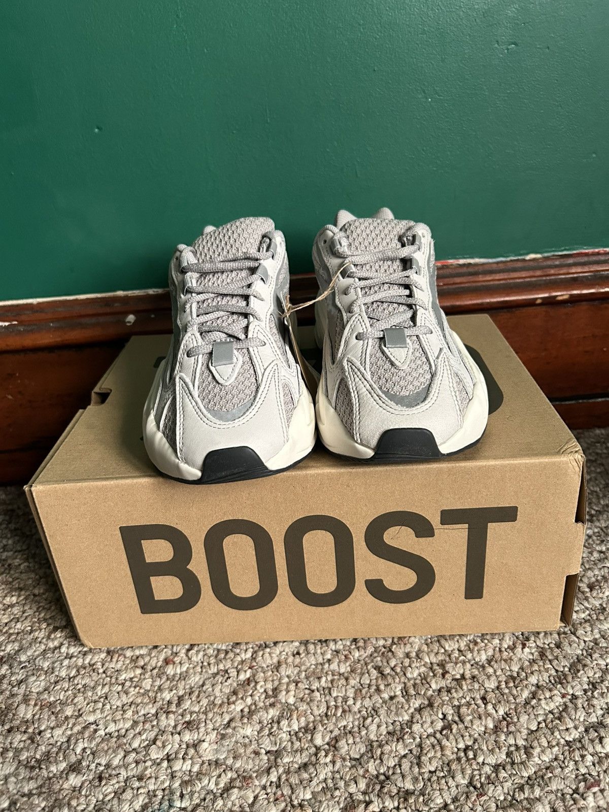 Adidas × Yeezy Yeezy Boost 700 V2 - STATIC Size US 6 / EU 39 - 5 Thumbnail