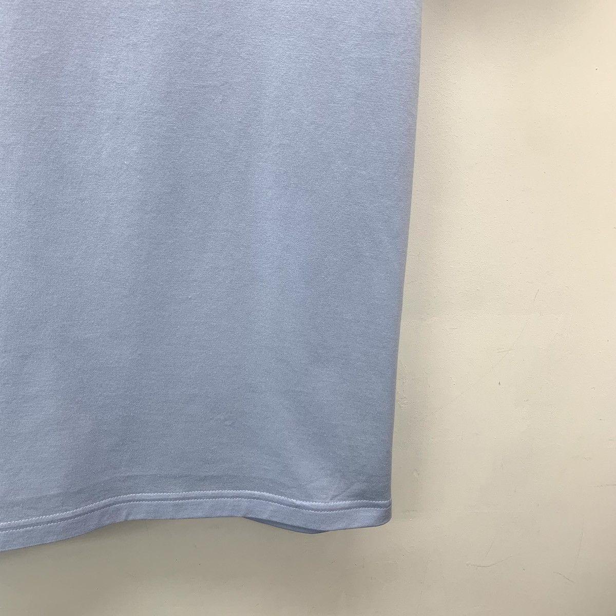 Burberry Burberry 24 Blue Logo Embroidered Short Sleeve T-Shirt K26WX Size S / US 4 / IT 40 - 4 Thumbnail