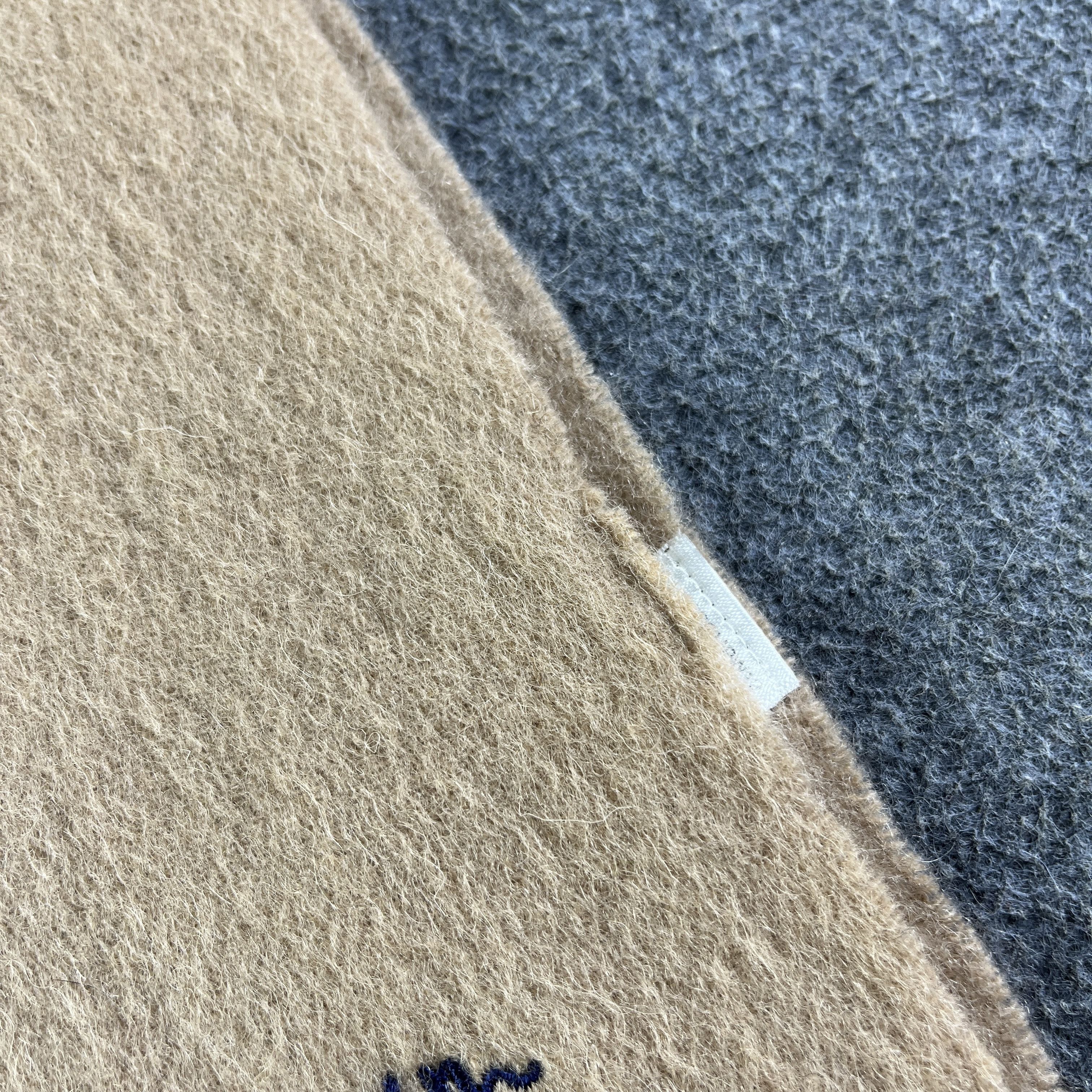 Paul Smith Scarf / Muffler / Neckwear T1161