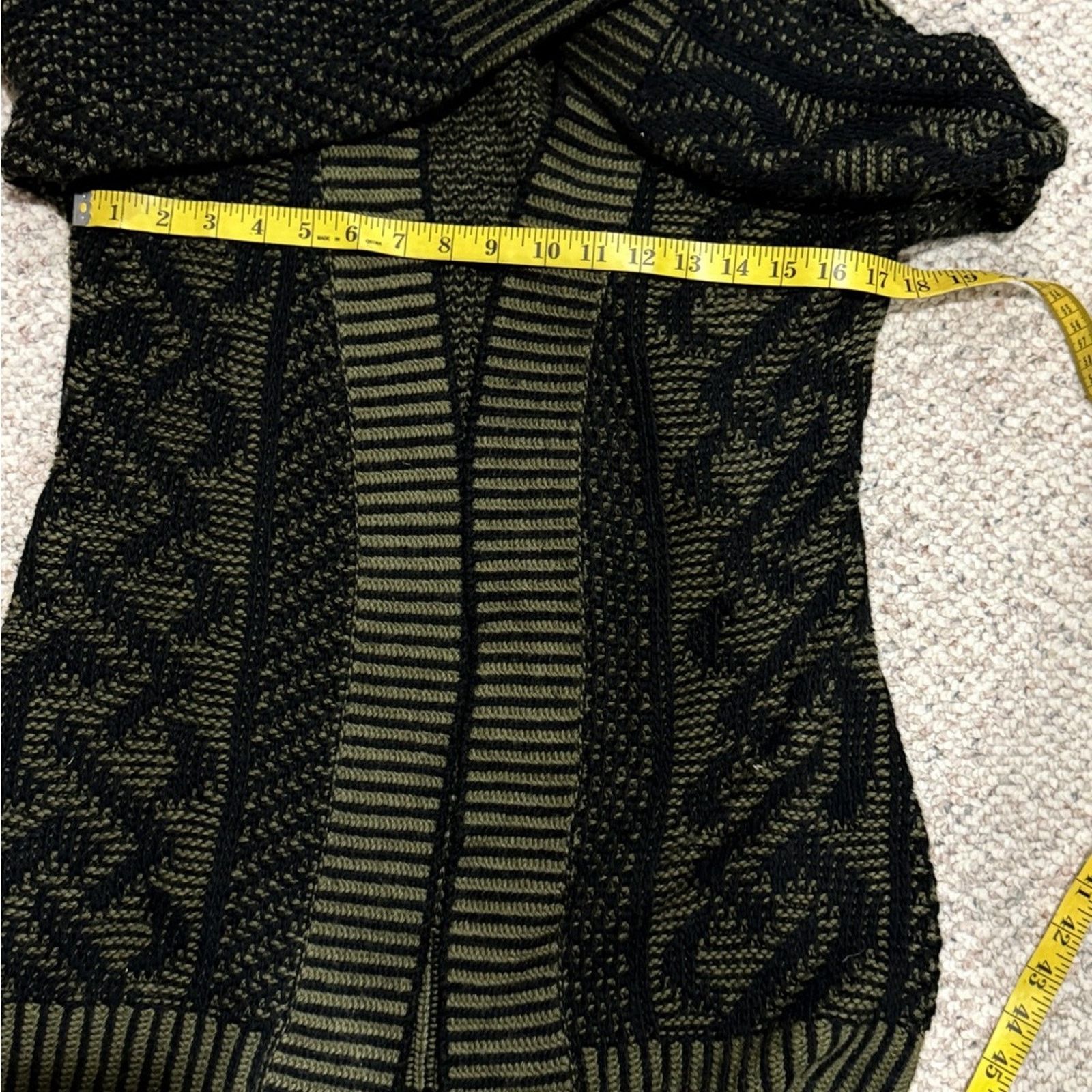 Other Romeo + Juliet Couture Green & Black Knit Cardigan Sz Small Size S / US 4 / IT 40 - 3 Thumbnail