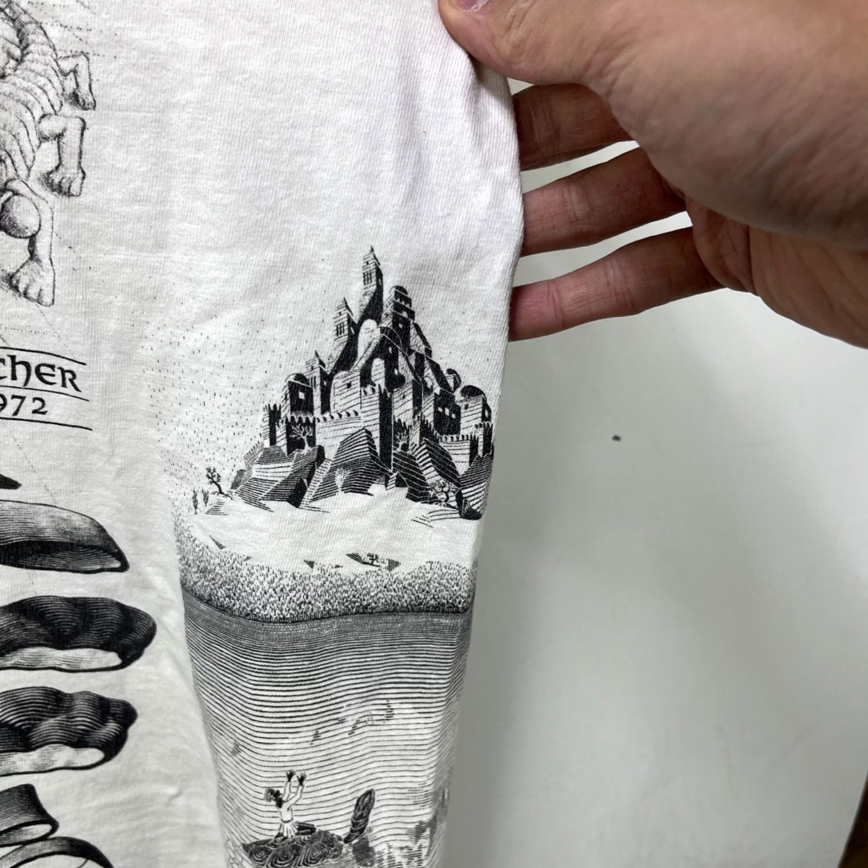 Doublet VINTAGE 90s MC Escher Double Sided Art T Shirt Large Mens Short Sleeve Crew Neck White Cotton Polyester Graphic Print Pockets Logo 90s Art Size US L / EU 52-54 / 3 - 7 Thumbnail