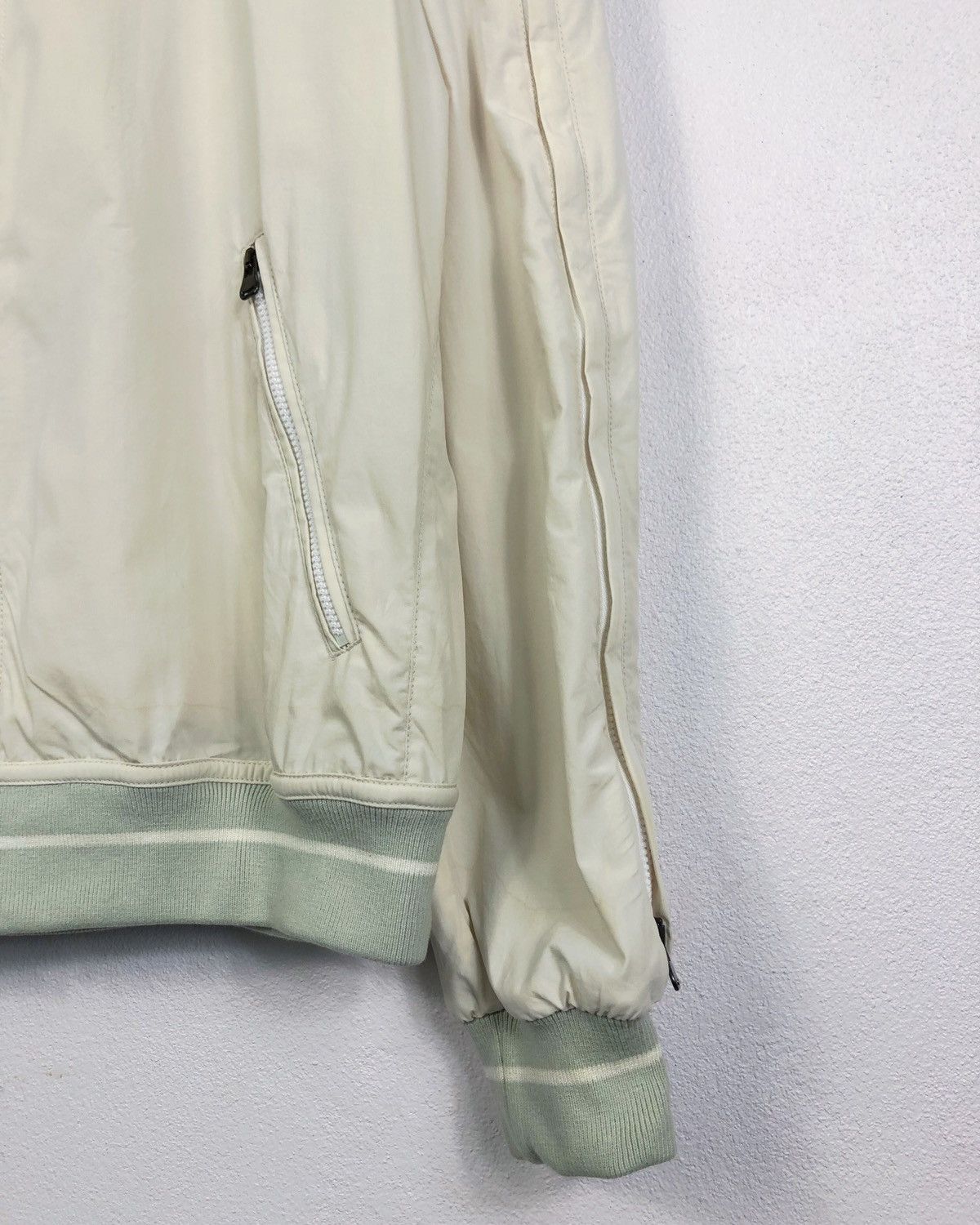 Salvatore Ferragamo Rare Salvatore Ferragamo Light Jacket Made in Italy Size US S / EU 44-46 / 1 - 5 Thumbnail
