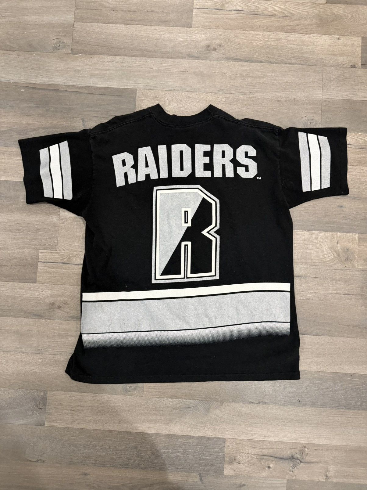 Salem Sportswear Vintage 1990s Salem Oakland LA Raiders Black Silver NFL XL Size US XL / EU 56 / 4 - 2 Thumbnail