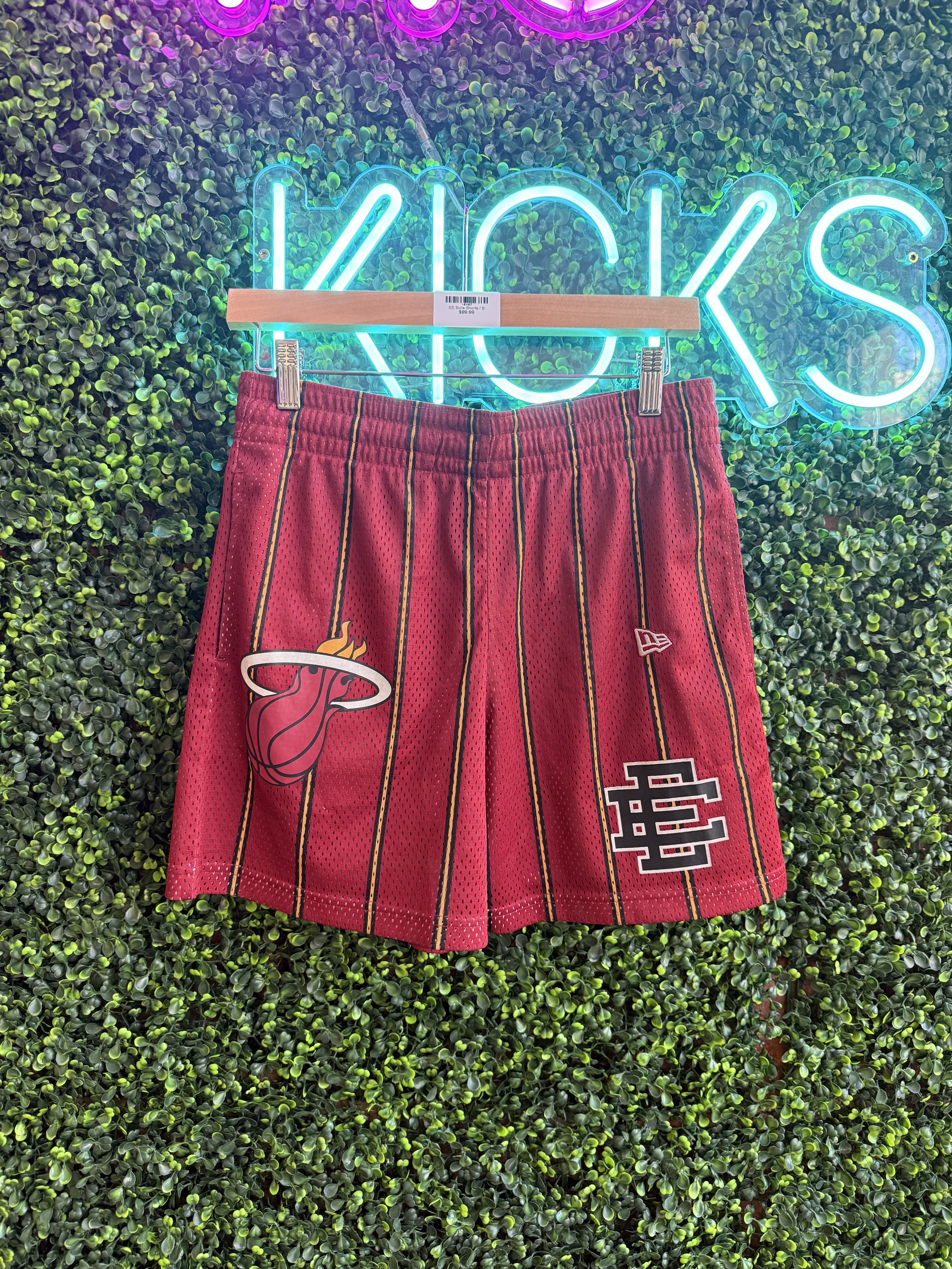 Eric Emanuel Eric Emanuel Heat Shorts Size S Size US 28 / EU 44 - 1 Thumbnail