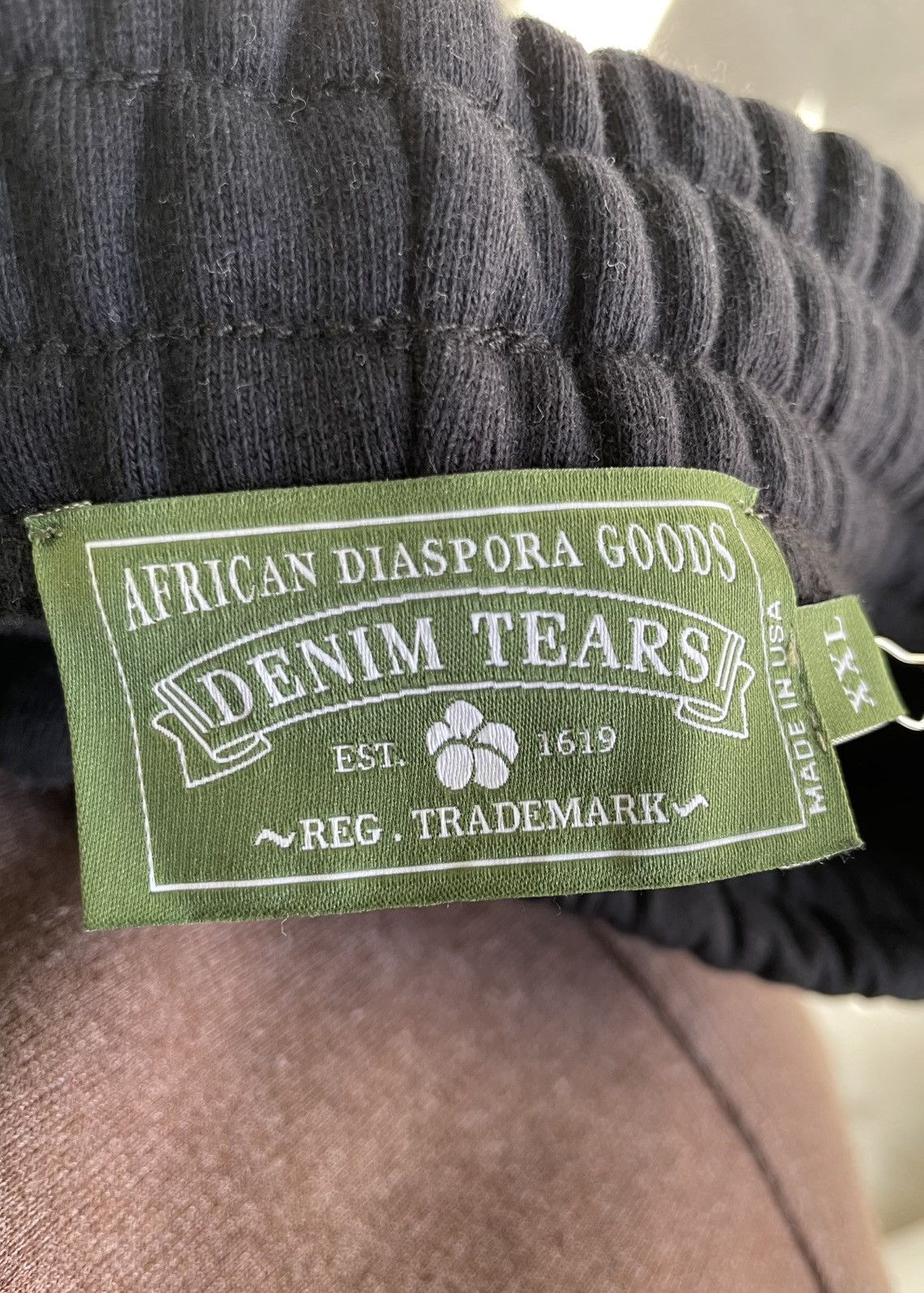 DENIM TEARS Denim Tears University Sweatpants Size US 42 / EU 58 - 4 Thumbnail