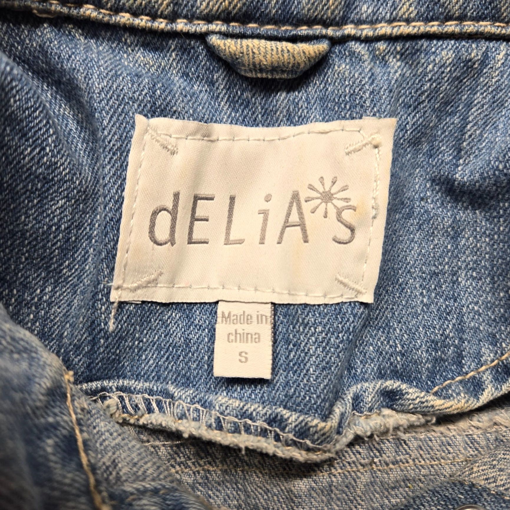 Denime VINTAGE dELiA*s Blue Floral Denim Biker Vest Sleeveless Adult Women's Size S Small Size 28" / US 6 / IT 42 - 5 Thumbnail