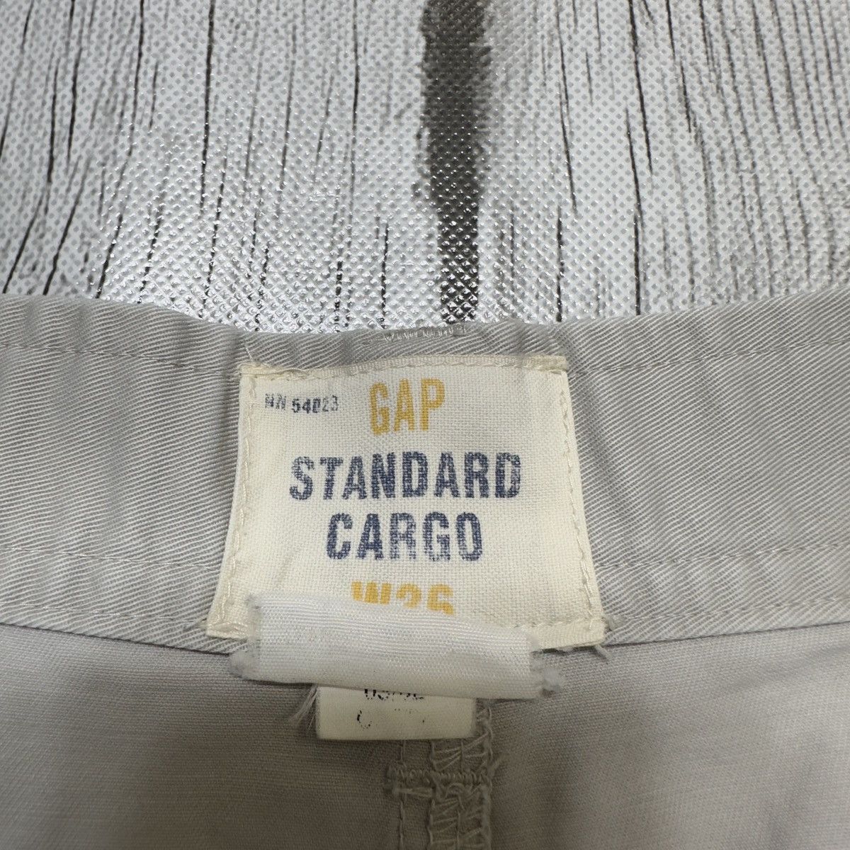 Gap × Vintage Vintage GAP cargo shorts Size US 36 / EU 52 - 4 Thumbnail
