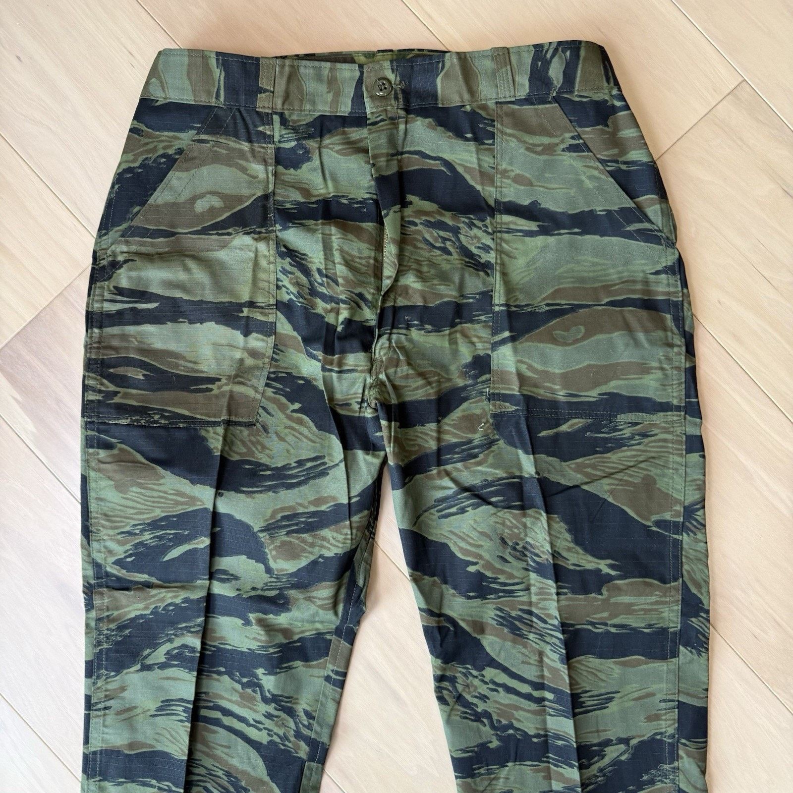 Other Vintage Military Tiger Stripe Pants 33 Green 70s Vietnam Size US 33 - 3 Thumbnail
